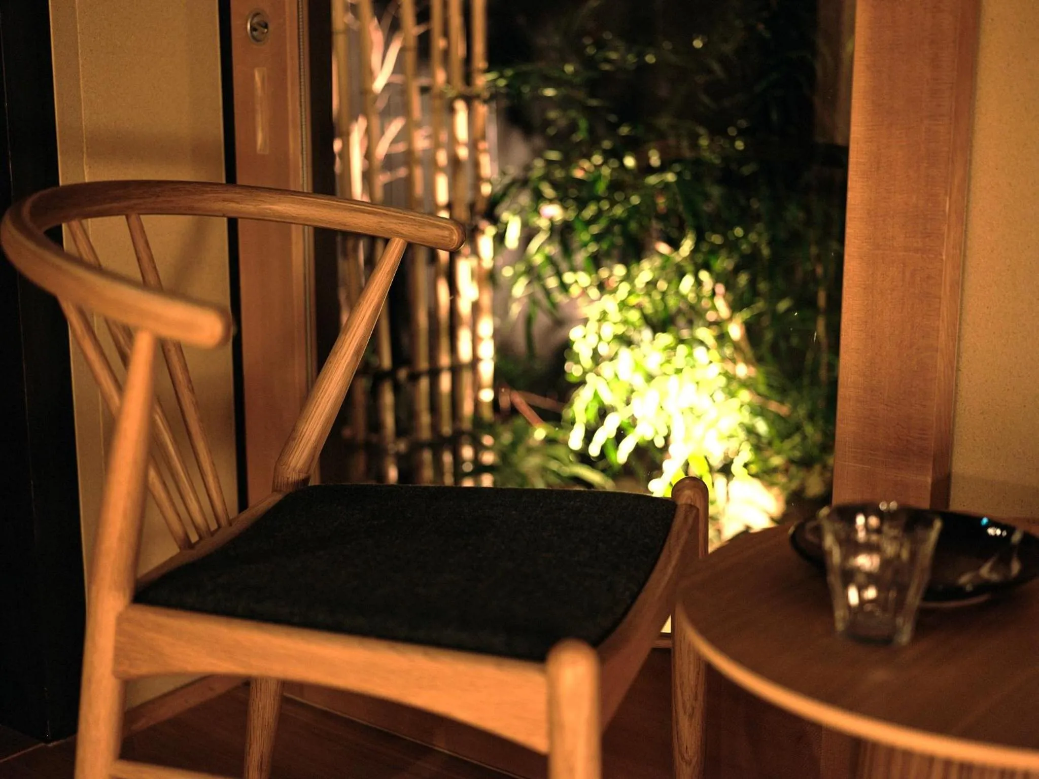 Decorative detail in Tsumugi GionShirakawa