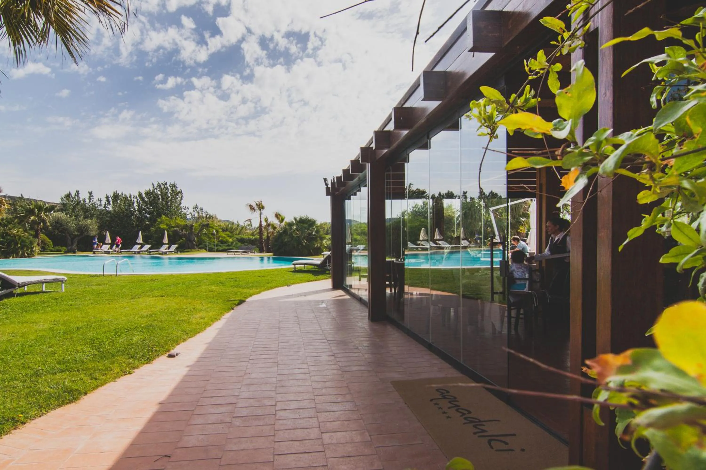 Restaurant/places to eat in Hotel Aquadulci