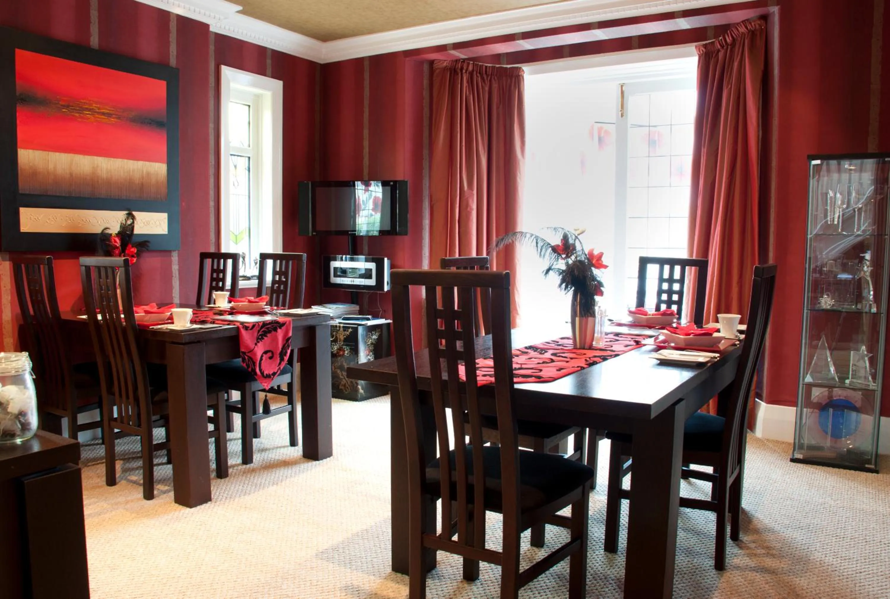 Restaurant/places to eat in Number One St Lukes