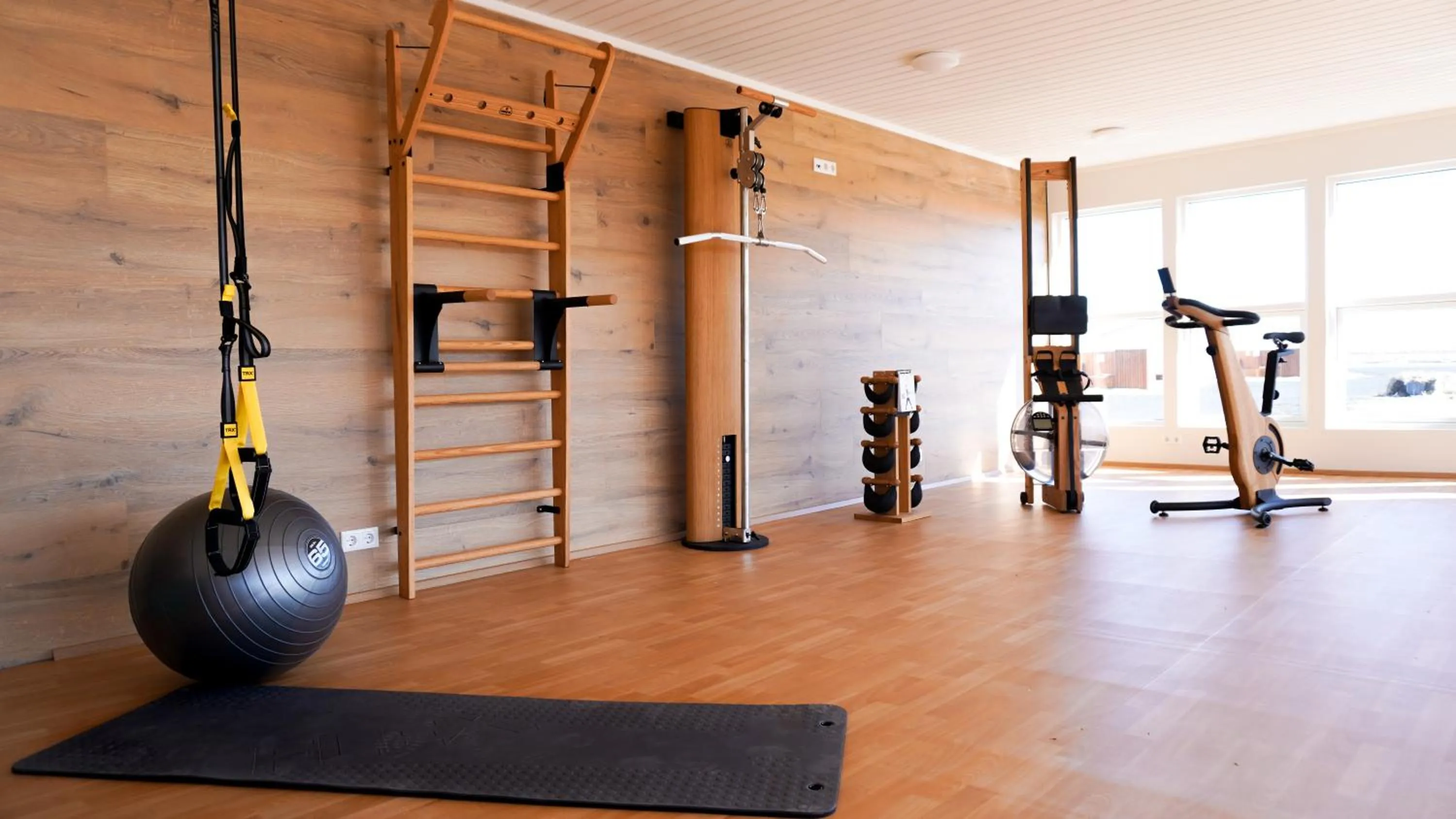 Fitness centre/facilities in Stracta Hotel
