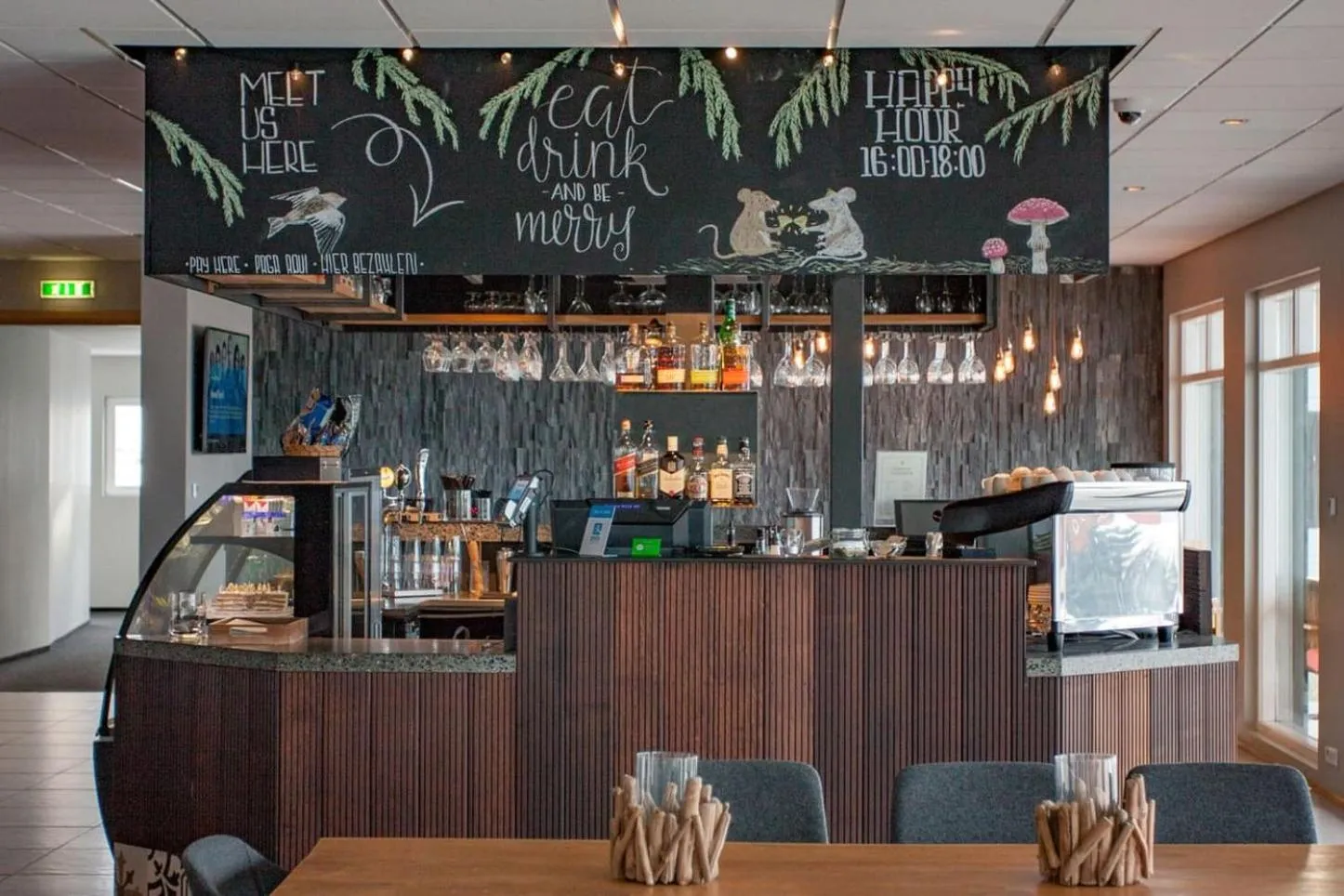 Lounge or bar in Stracta Hotel