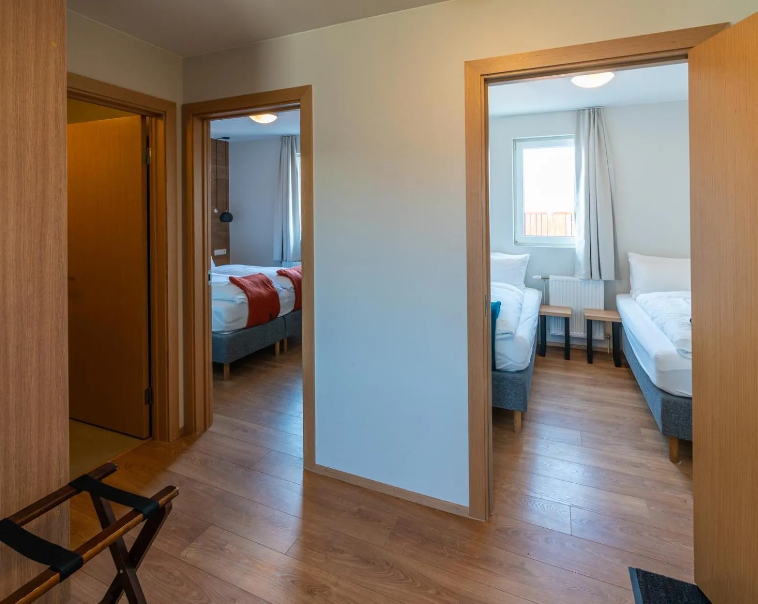 Two-Bedroom Apartment with Hot Tub in Stracta Hotel