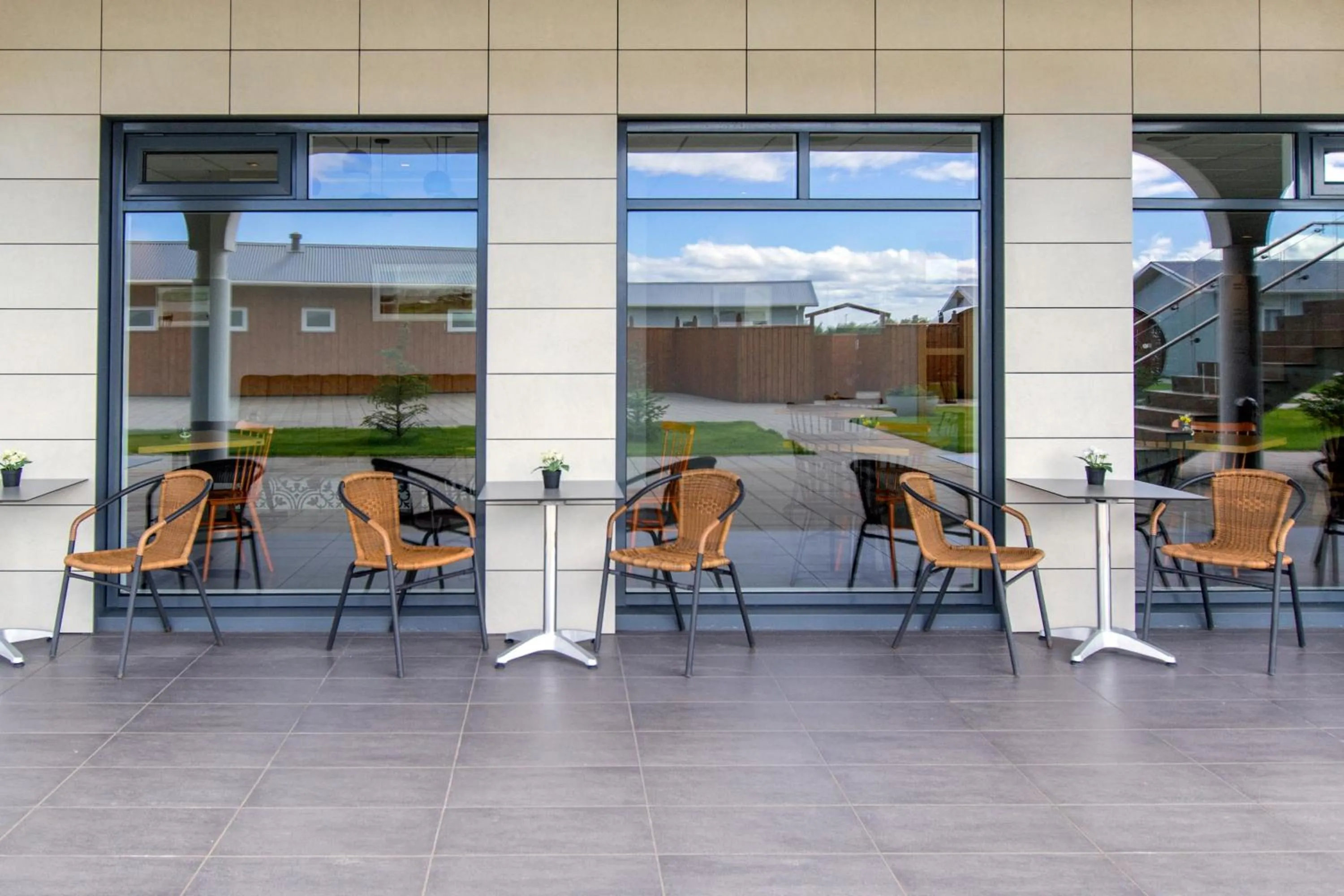 Patio in Stracta Hotel