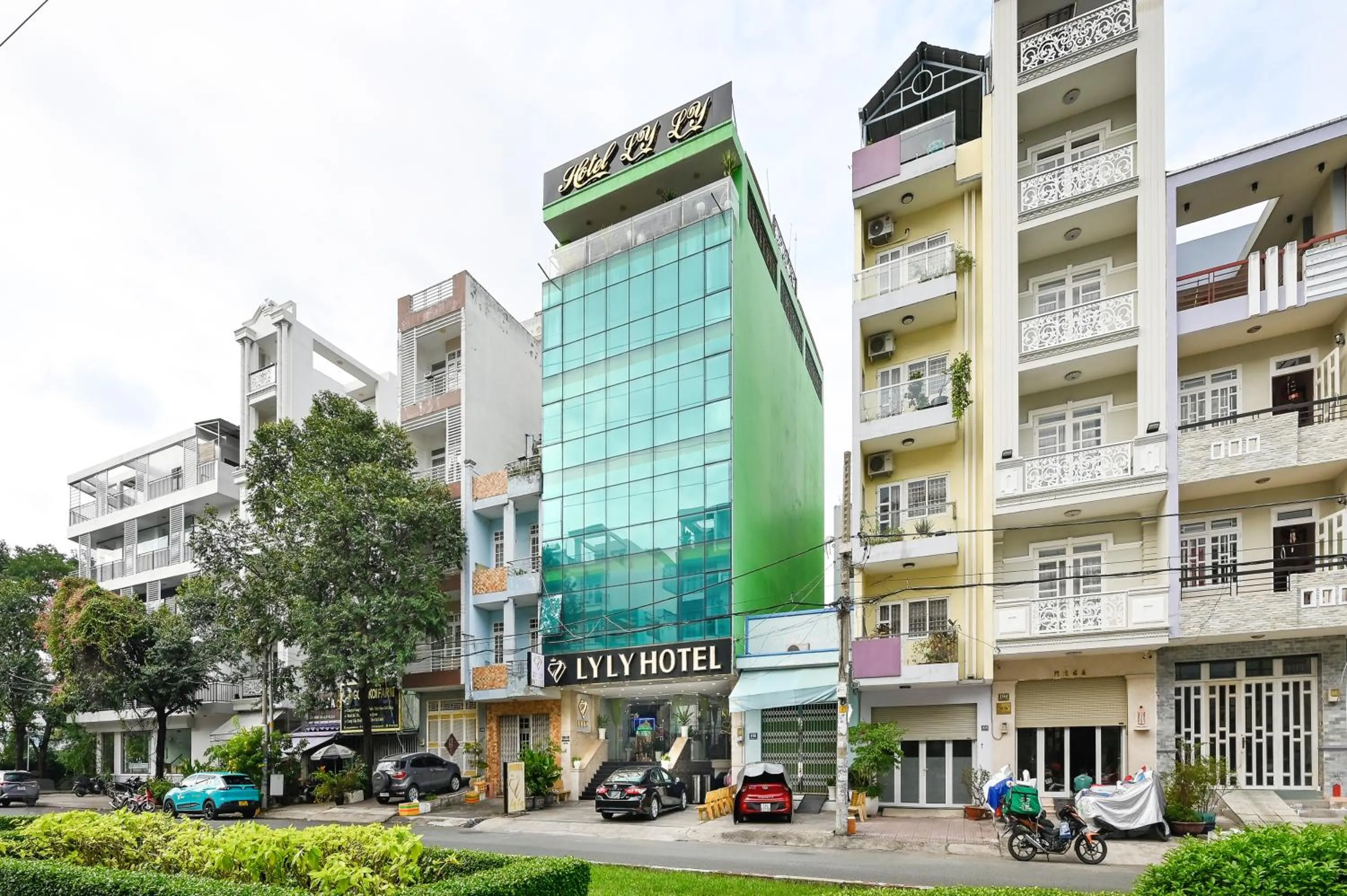 Property building in Ly Ly Hotel