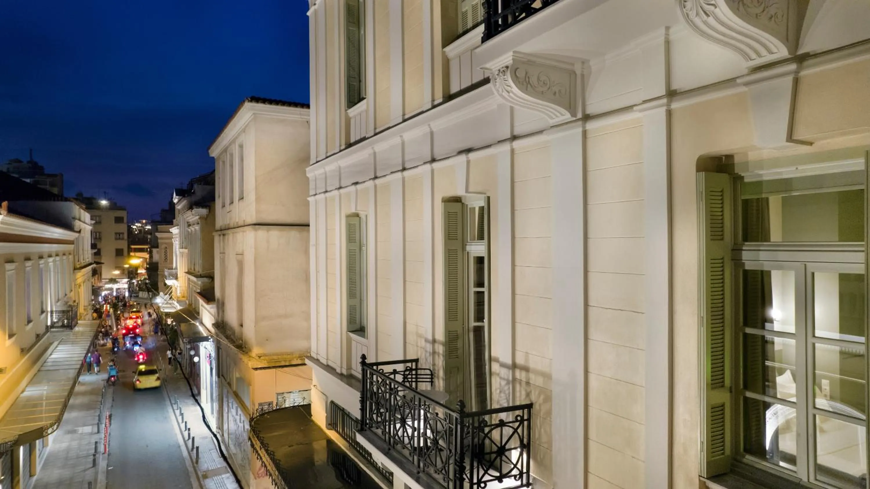 Property building in ATHINAIDOS QUARTERS by K&K