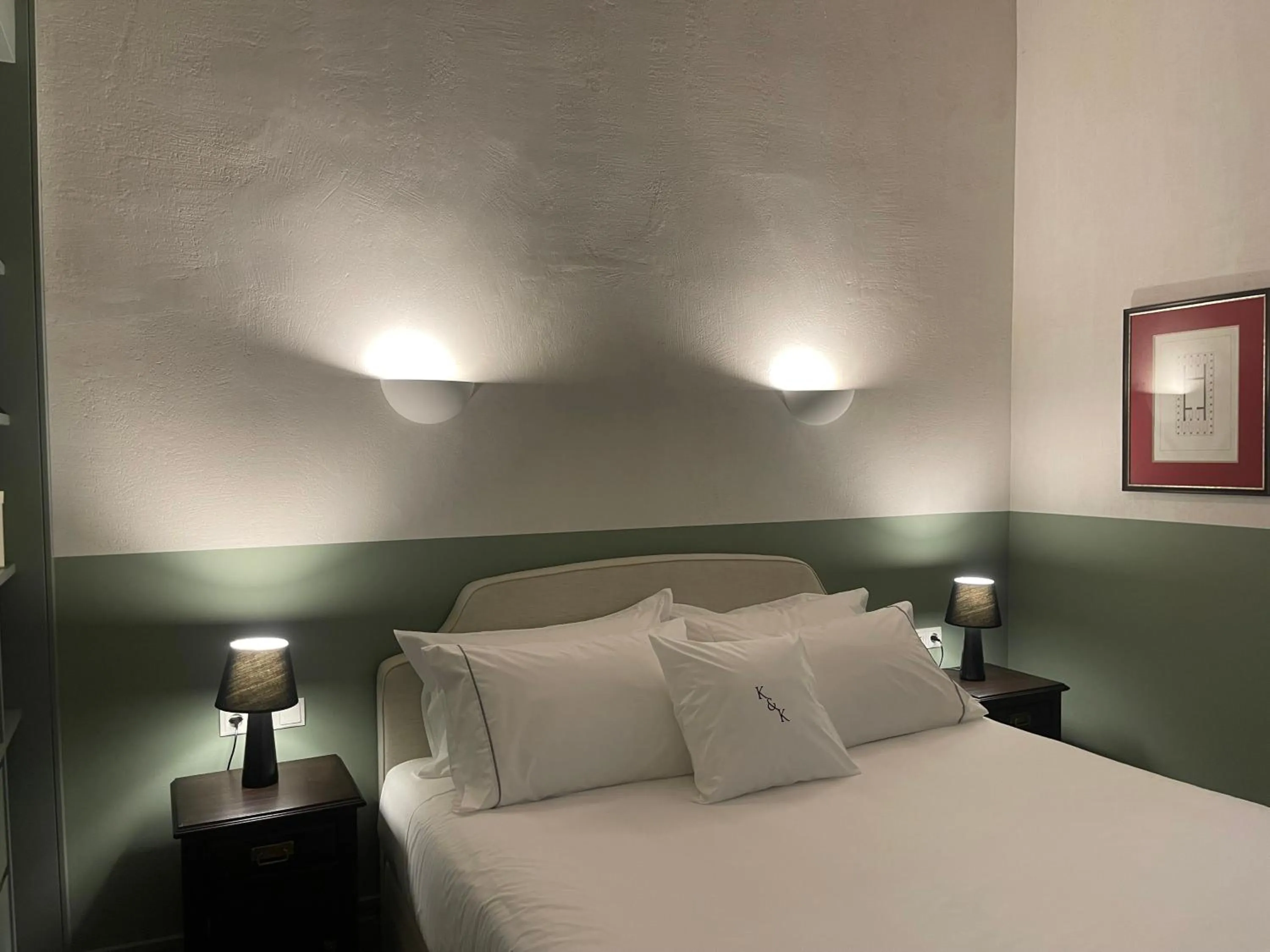 Bed in ATHINAIDOS QUARTERS by K&K