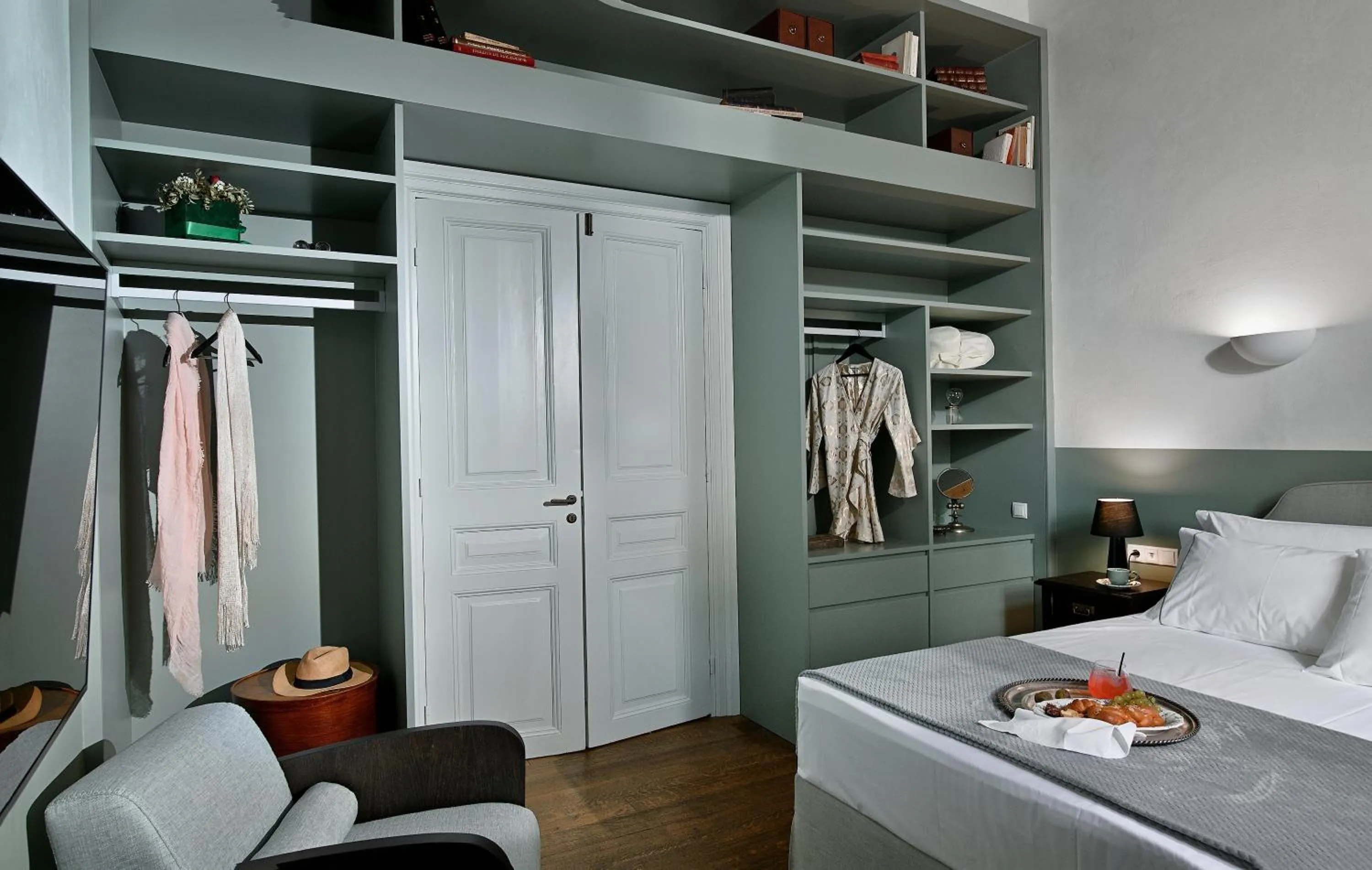 Photo of the whole room, Bed in ATHINAIDOS QUARTERS by K&K