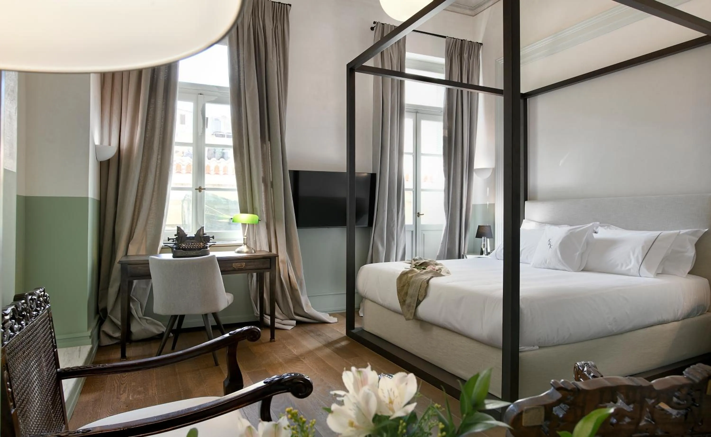 Photo of the whole room, Bed in ATHINAIDOS QUARTERS by K&K