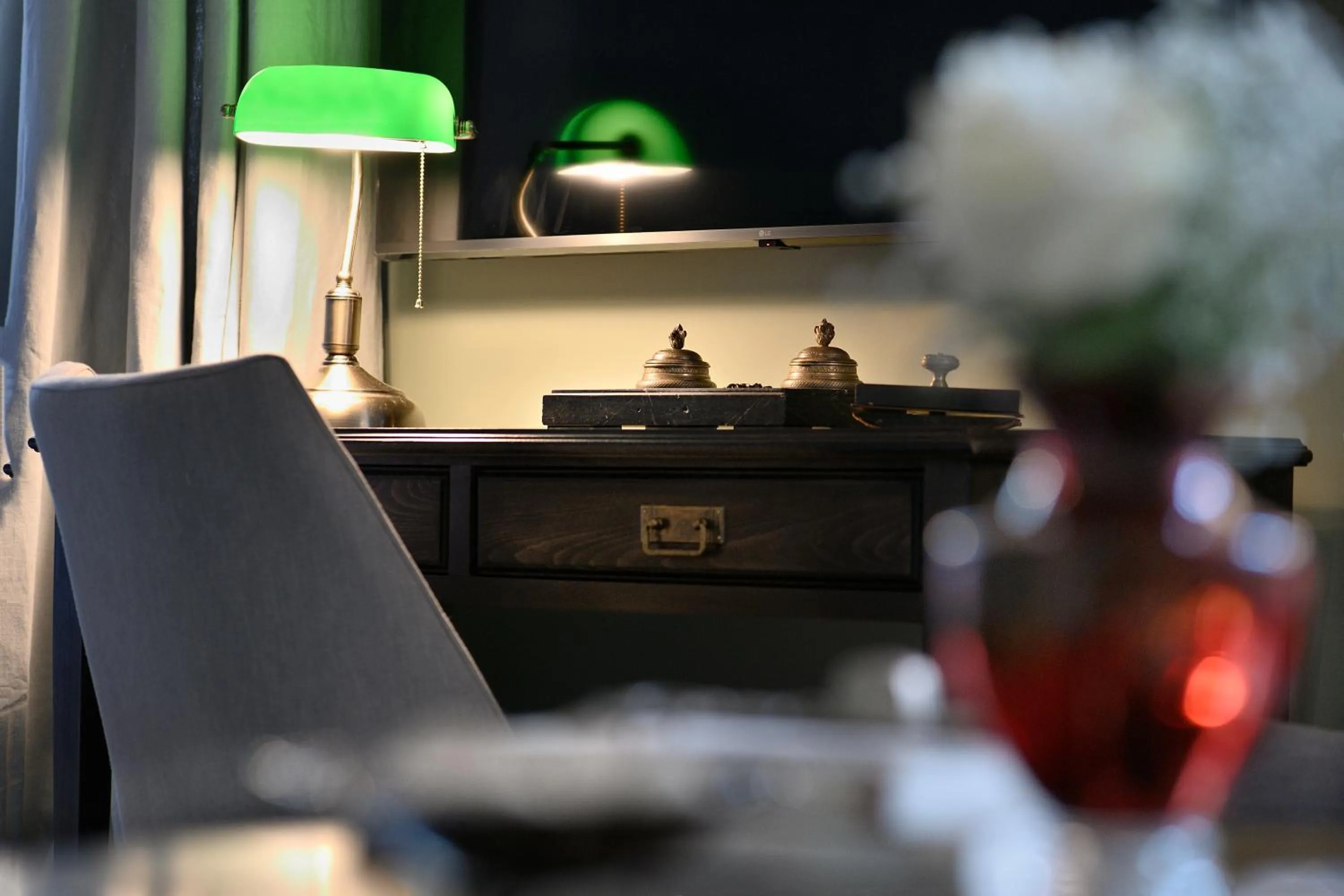 Decorative detail in ATHINAIDOS QUARTERS by K&K