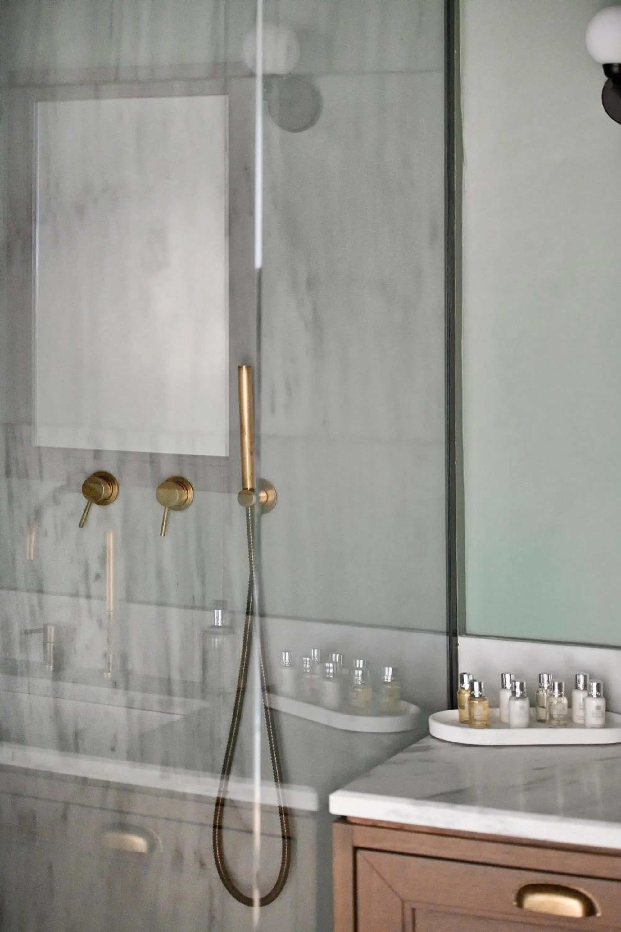 Toilet in ATHINAIDOS QUARTERS by K&K