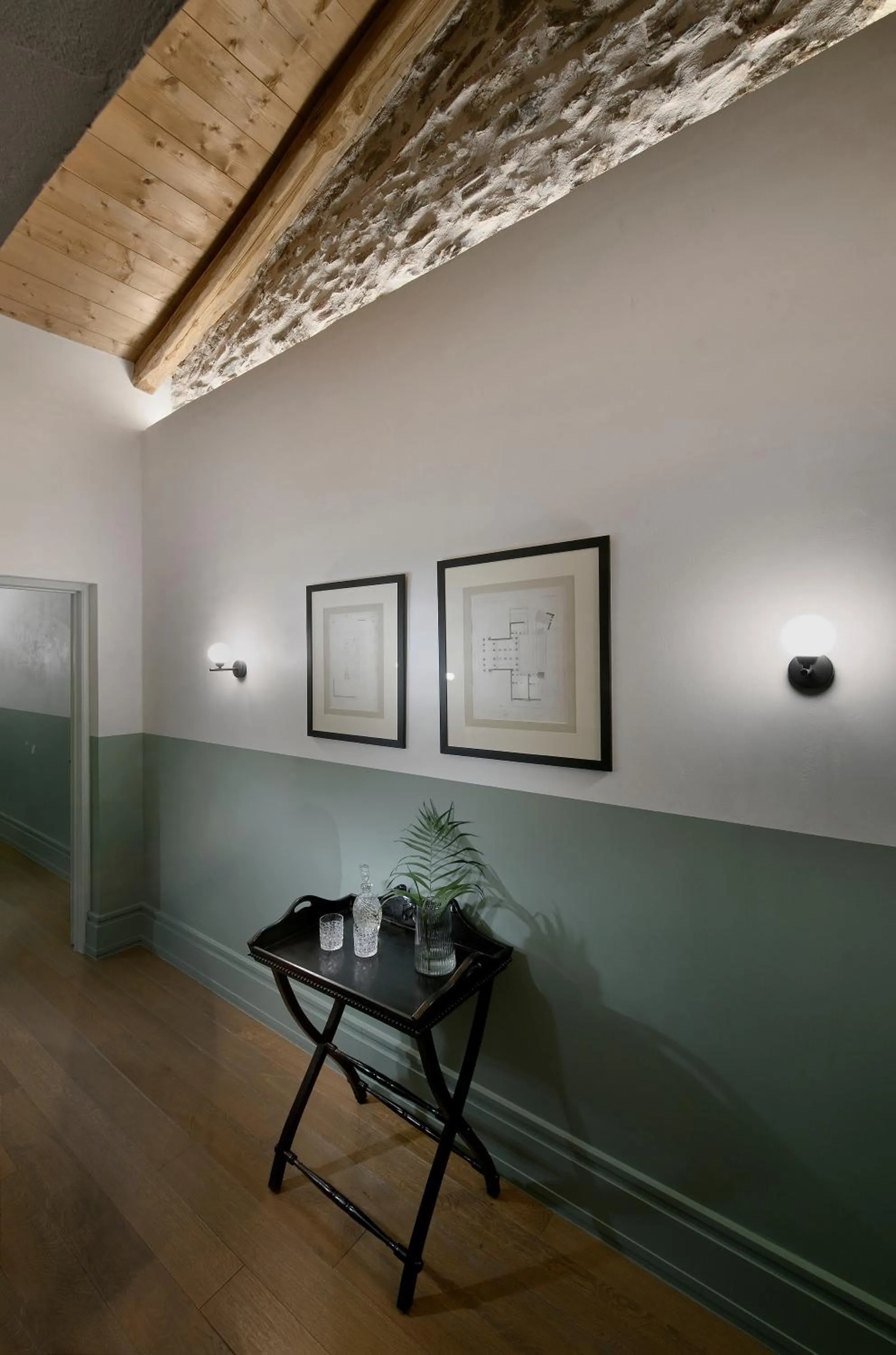 Property building in ATHINAIDOS QUARTERS by K&K