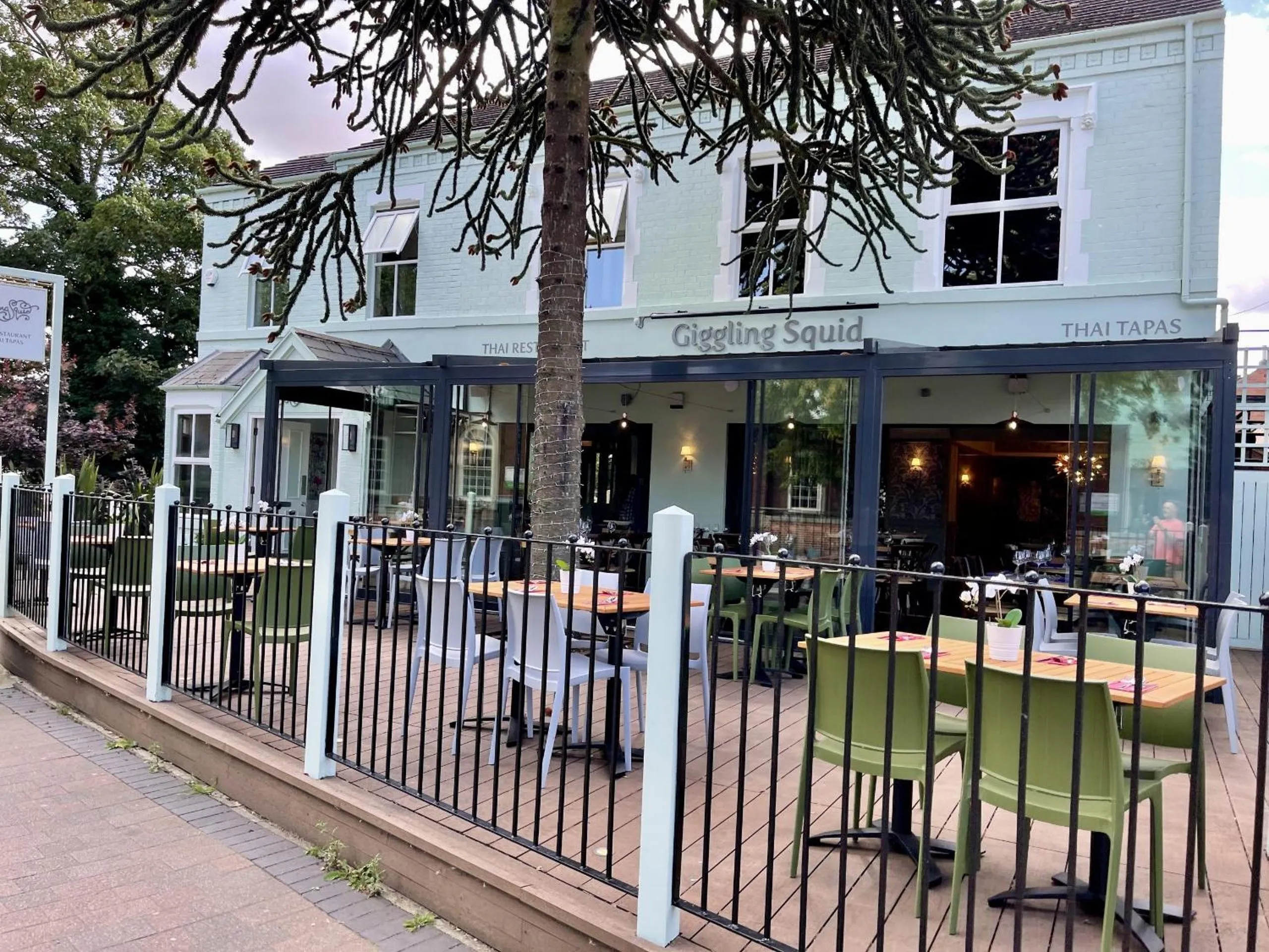 Neighbourhood in West One Studios