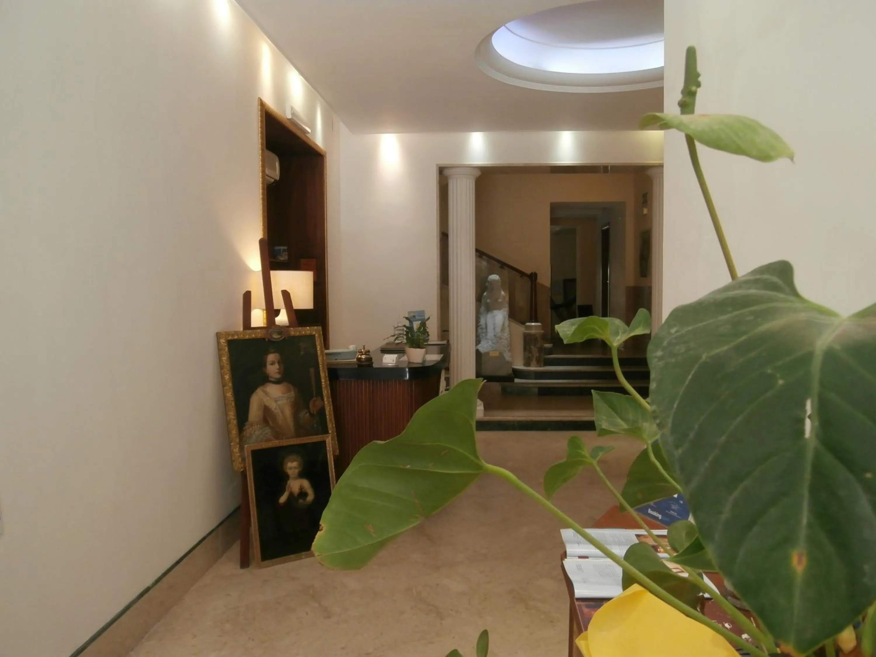 Lobby or reception in Albergo Russo