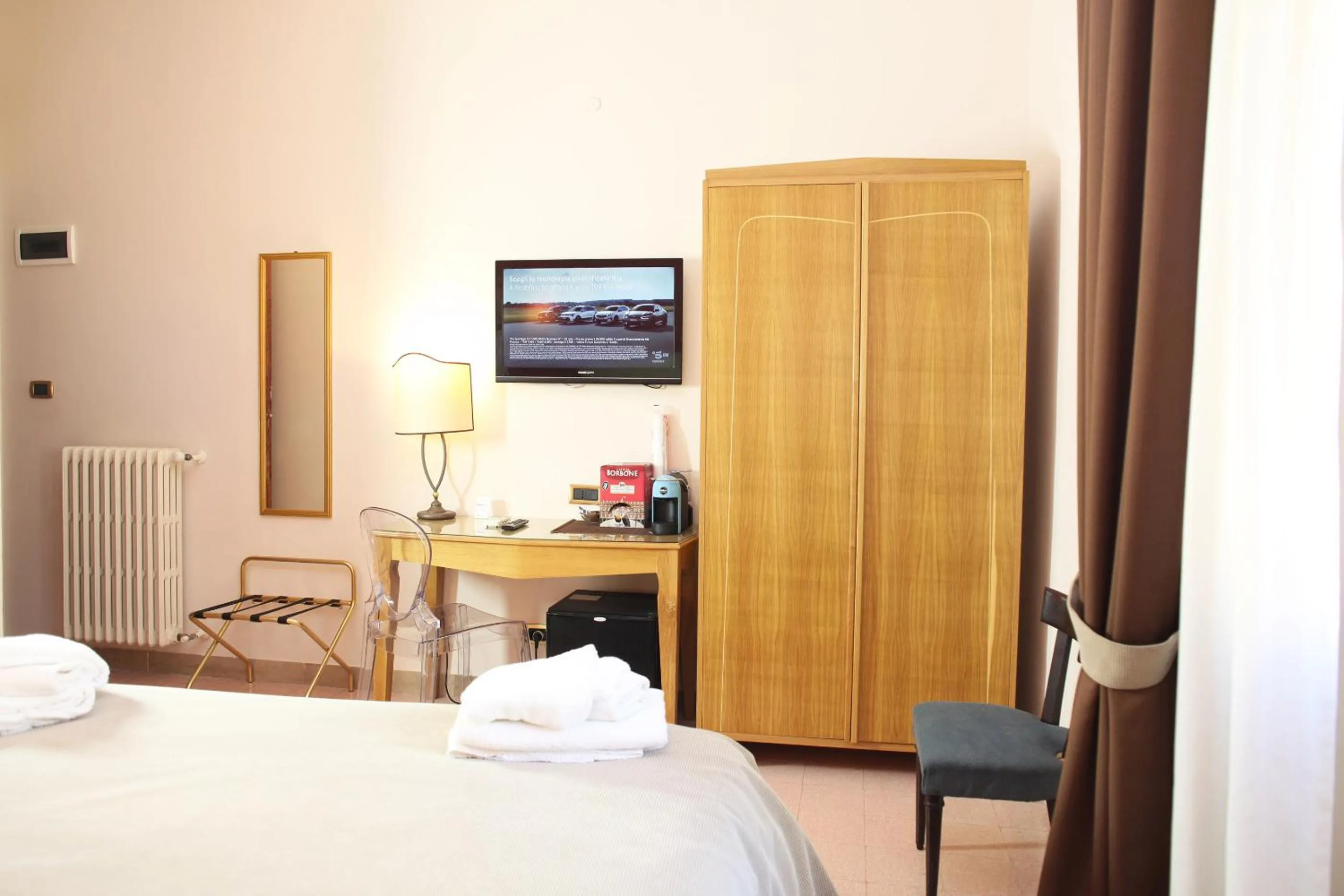Bed in Albergo Russo