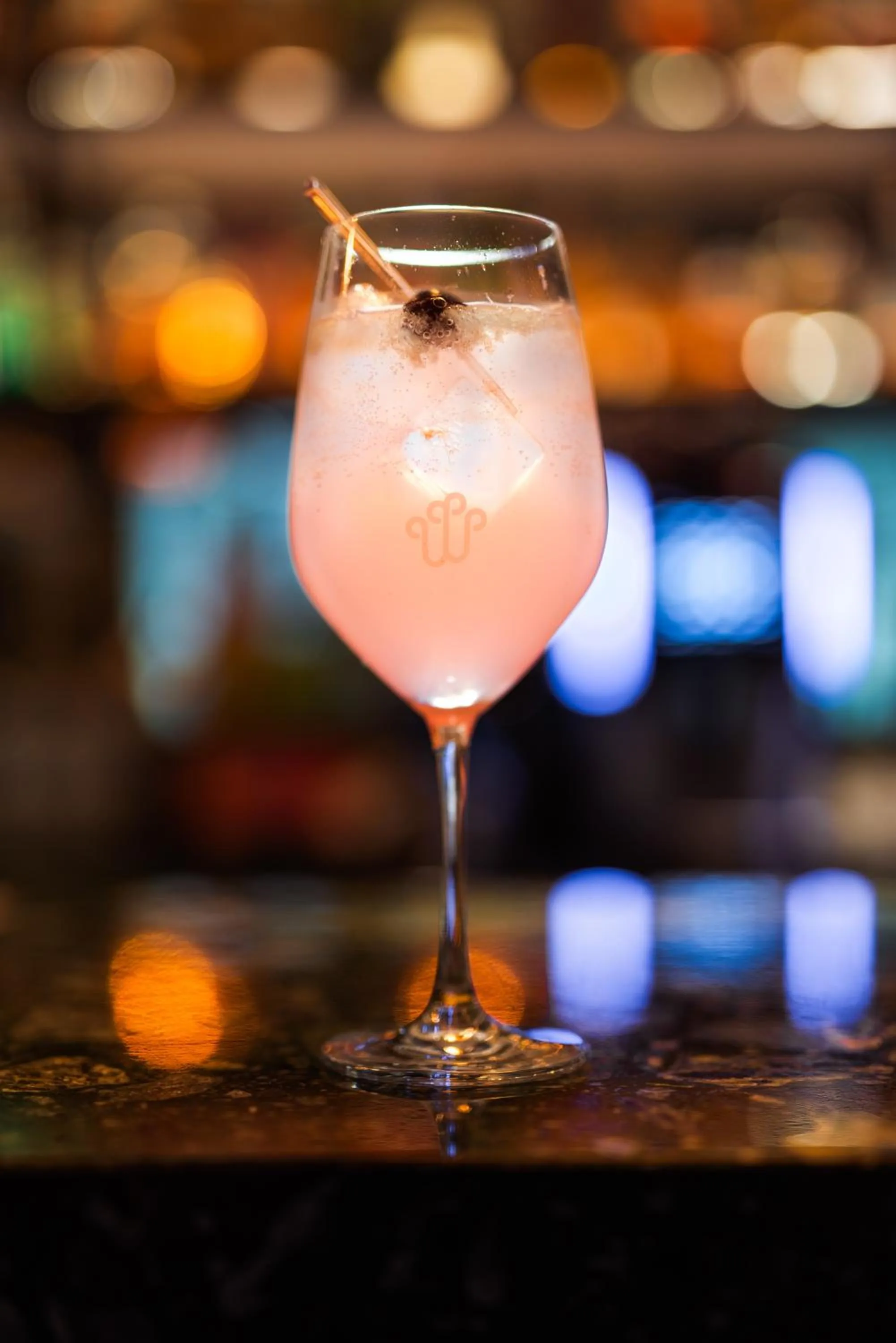 Lounge or bar in The Well