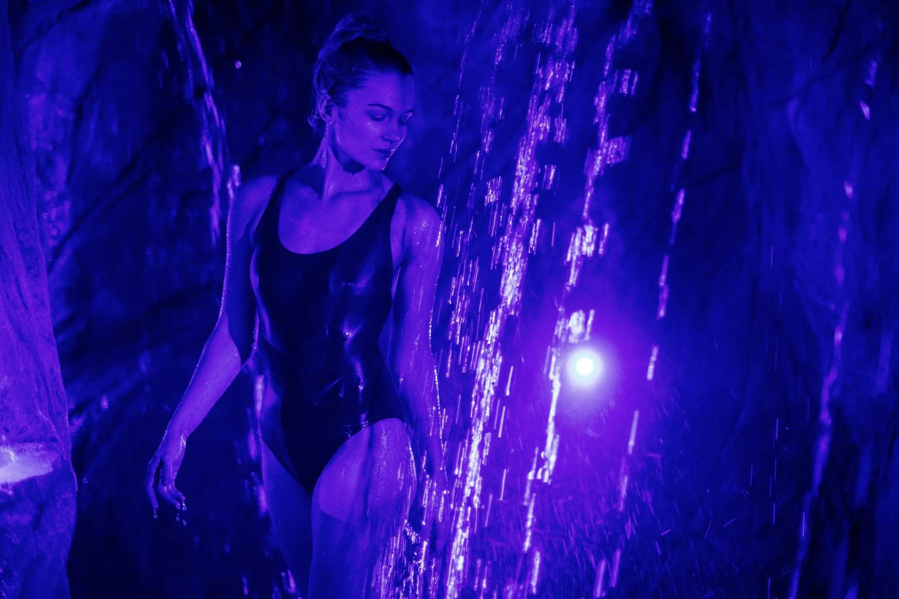 Swimming pool in The Well