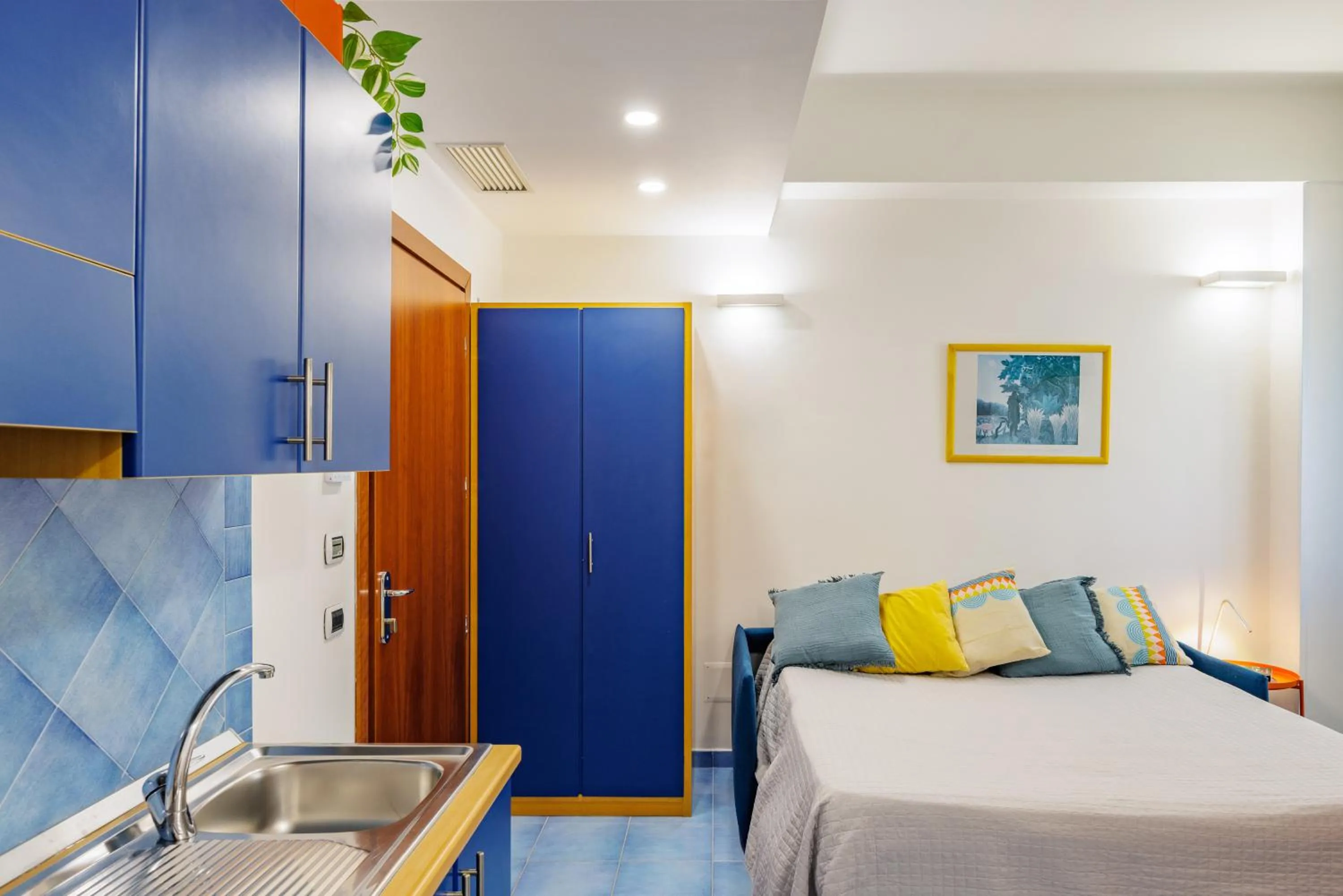 Bed in Residence Panoramic