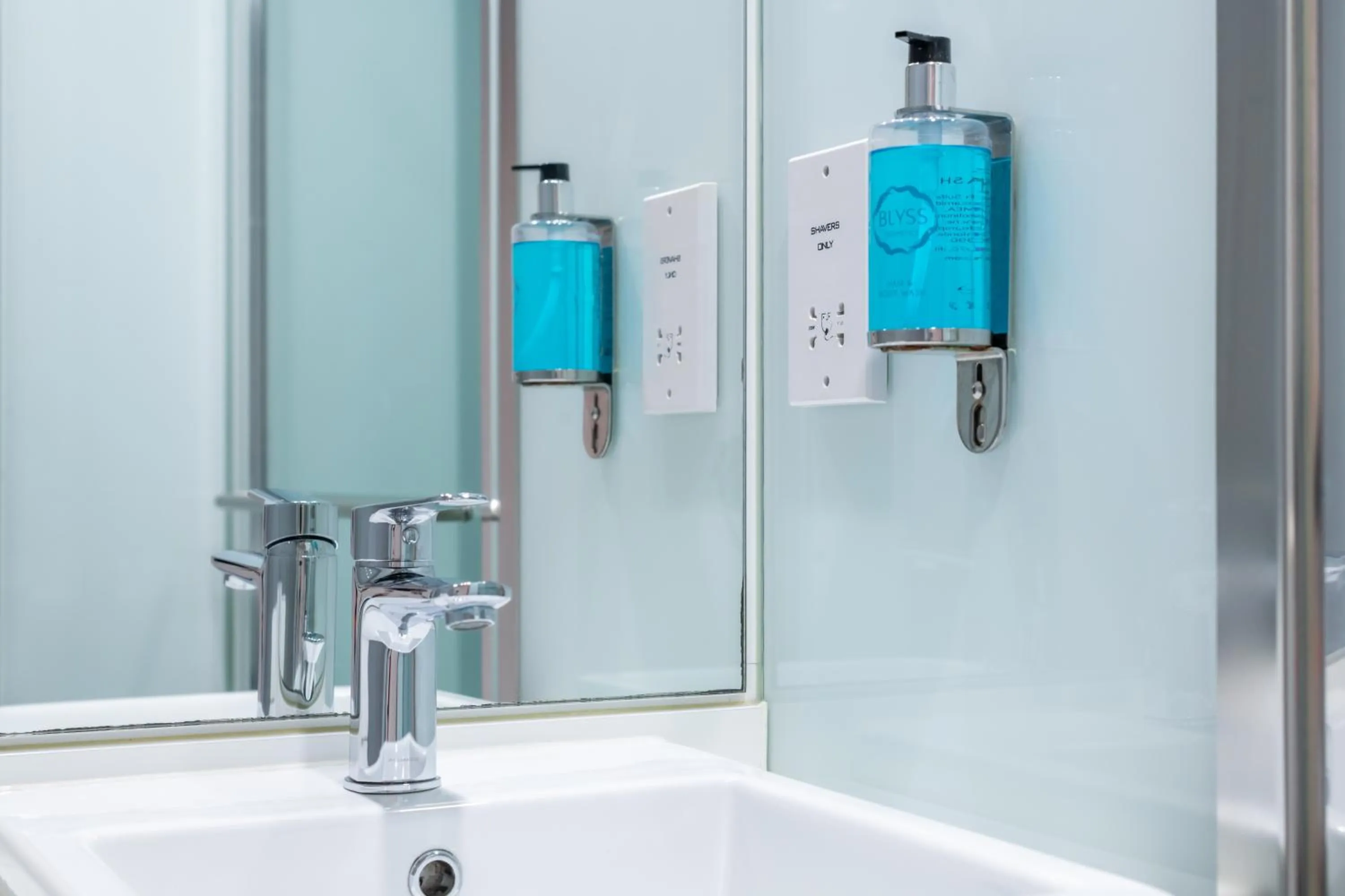 Bathroom in easyHotel Dublin