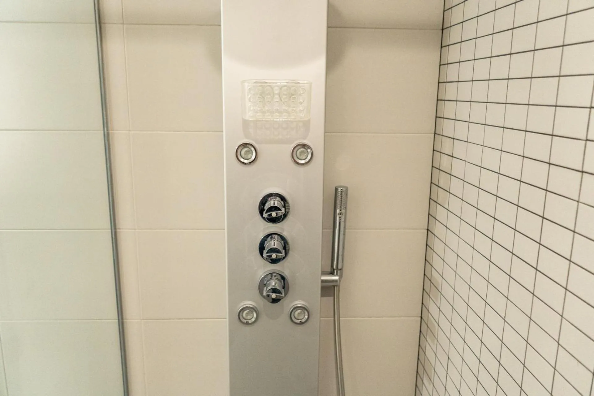 Shower in Hotel Boutique Abadia del Maestrat