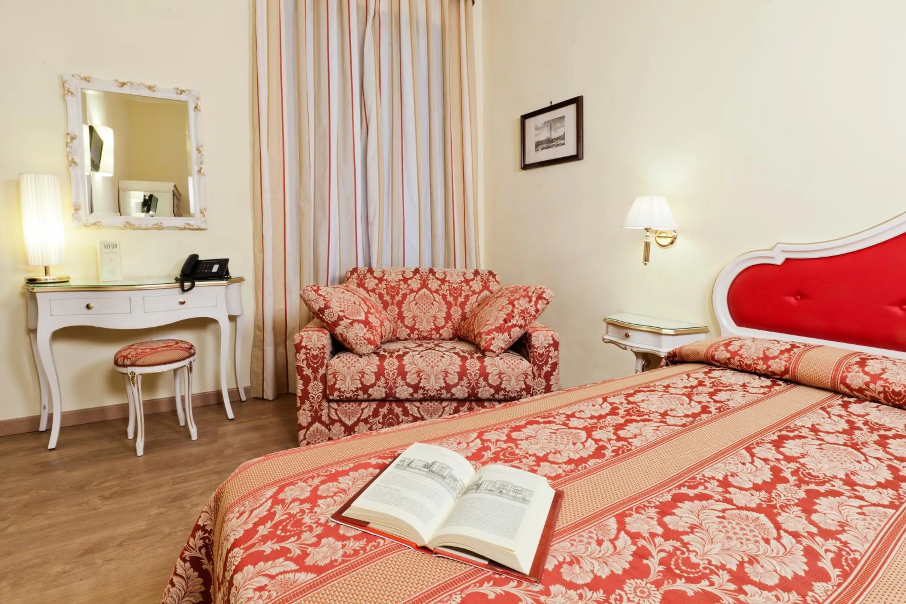 Bed in San Lio Tourist House