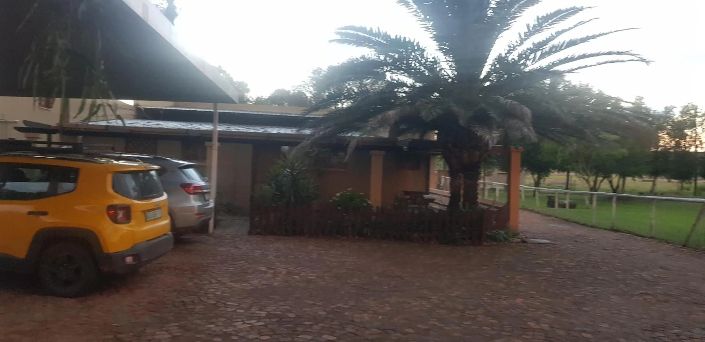 Parking in De Stallen Guest Villas and Golf Course