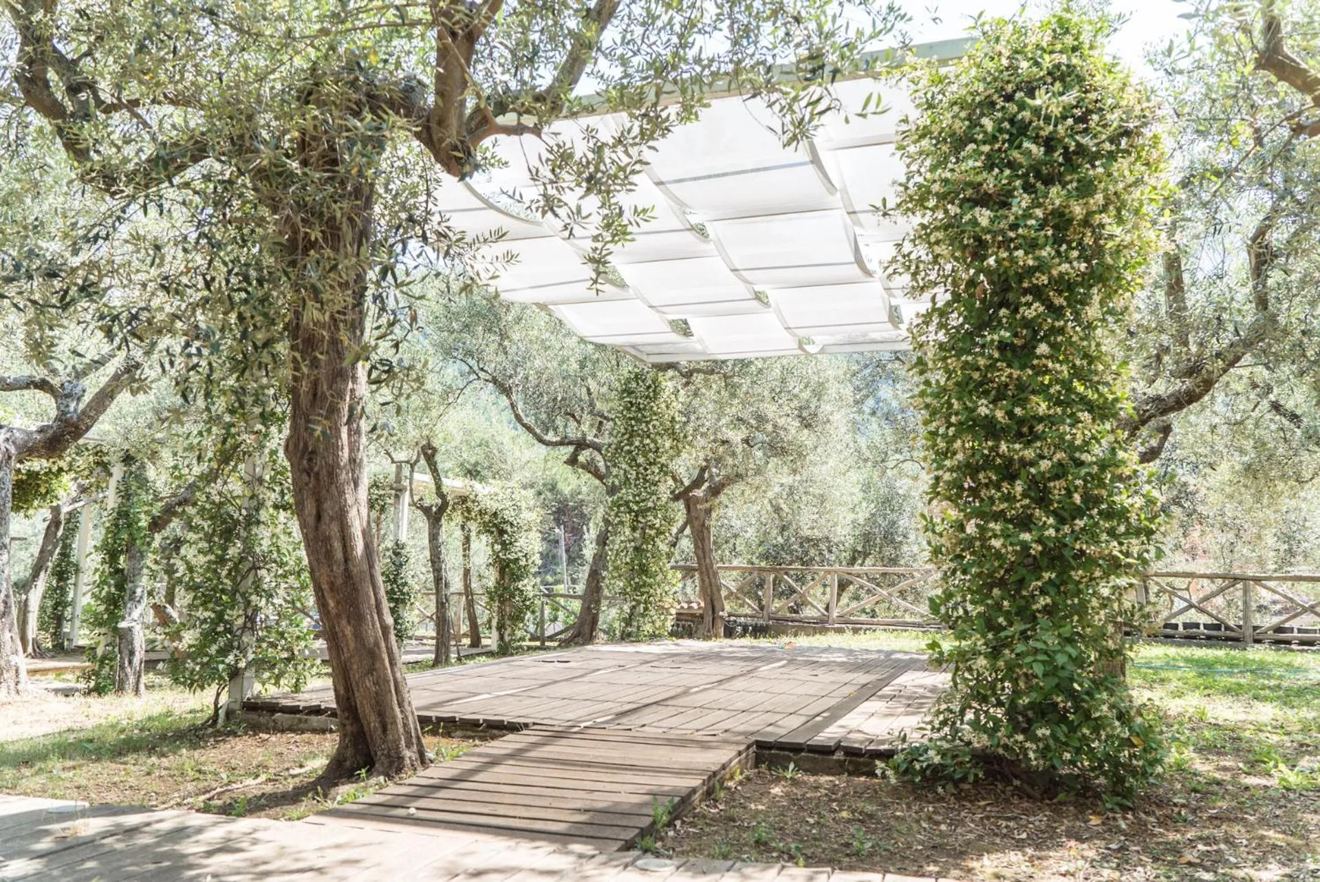 Garden in Il Casale del Golfo