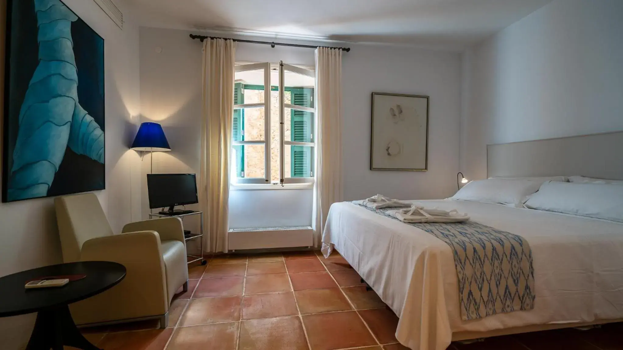 Double Room in Hotel Can Verdera Double Room in Hotel Can Verdera