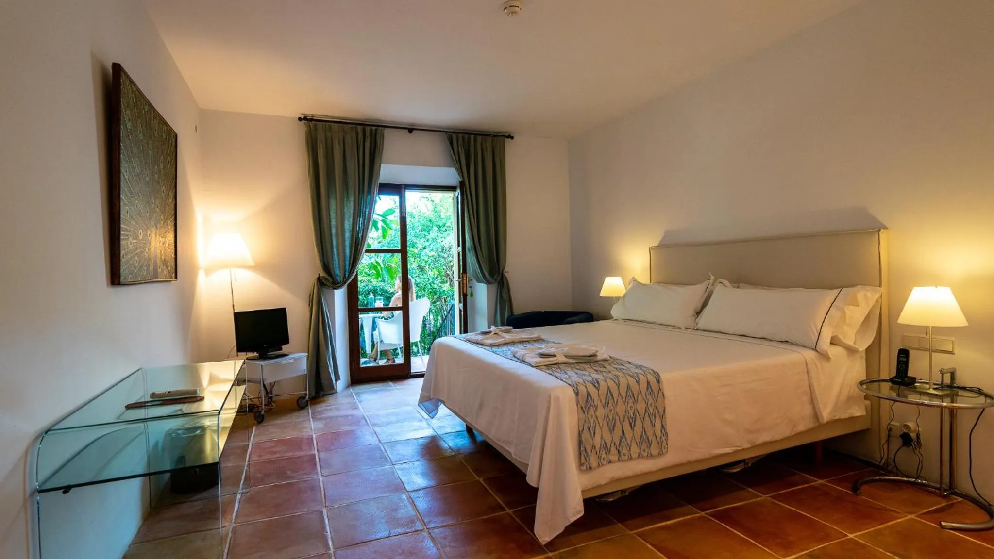 Photo of the whole room, Bed in Hotel Can Verdera