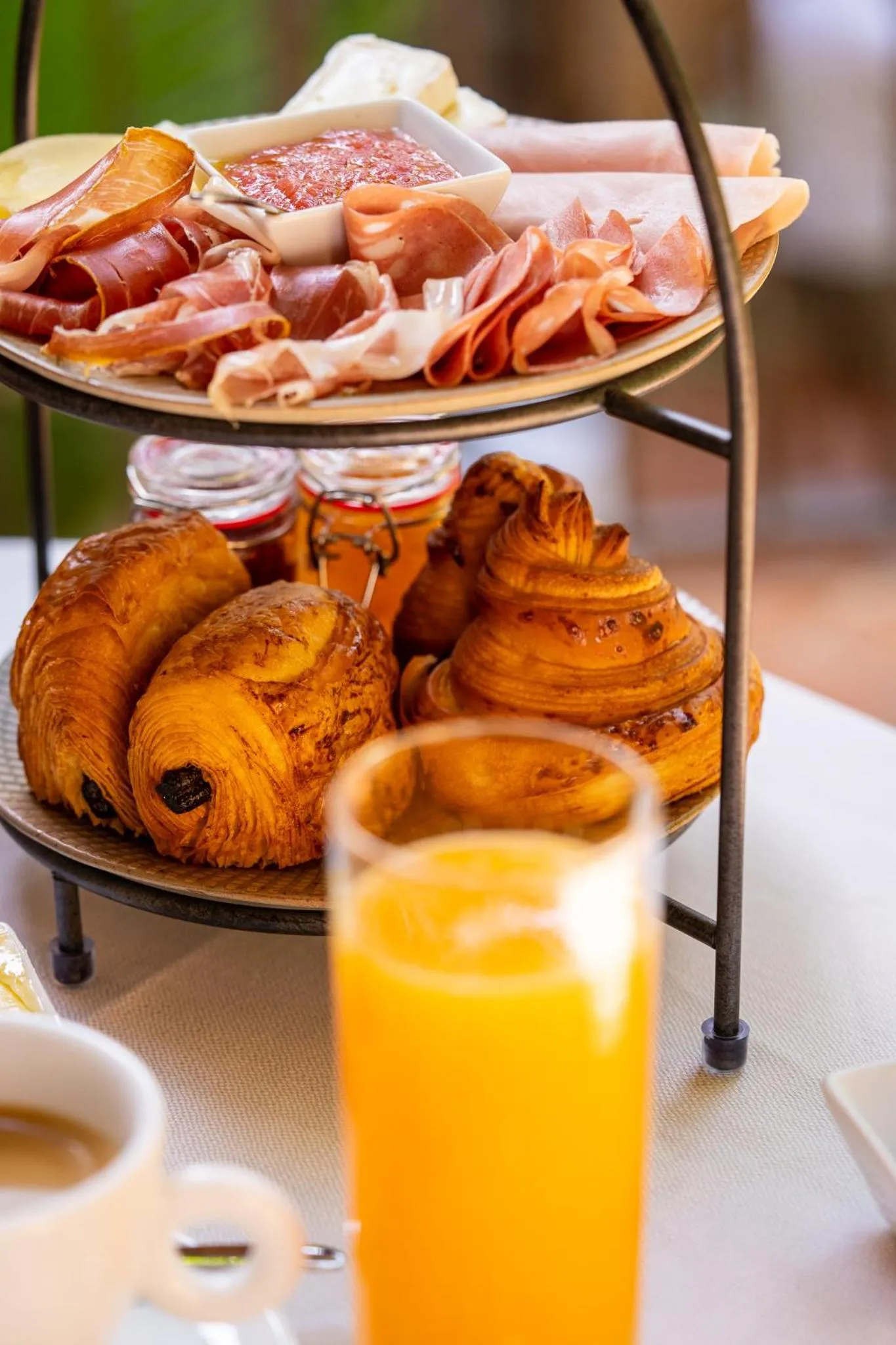 Food and drinks in Hotel Can Verdera