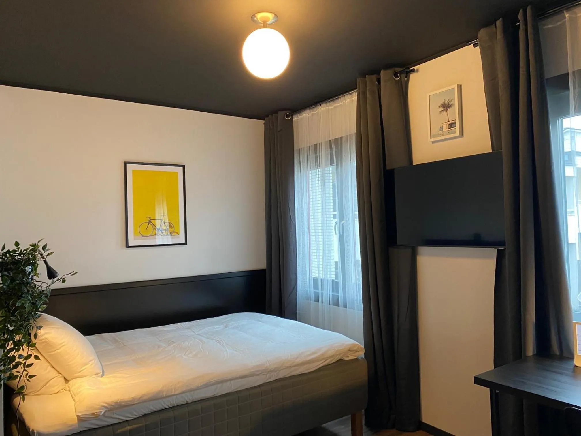 Bed in Magnolia House Sollentuna