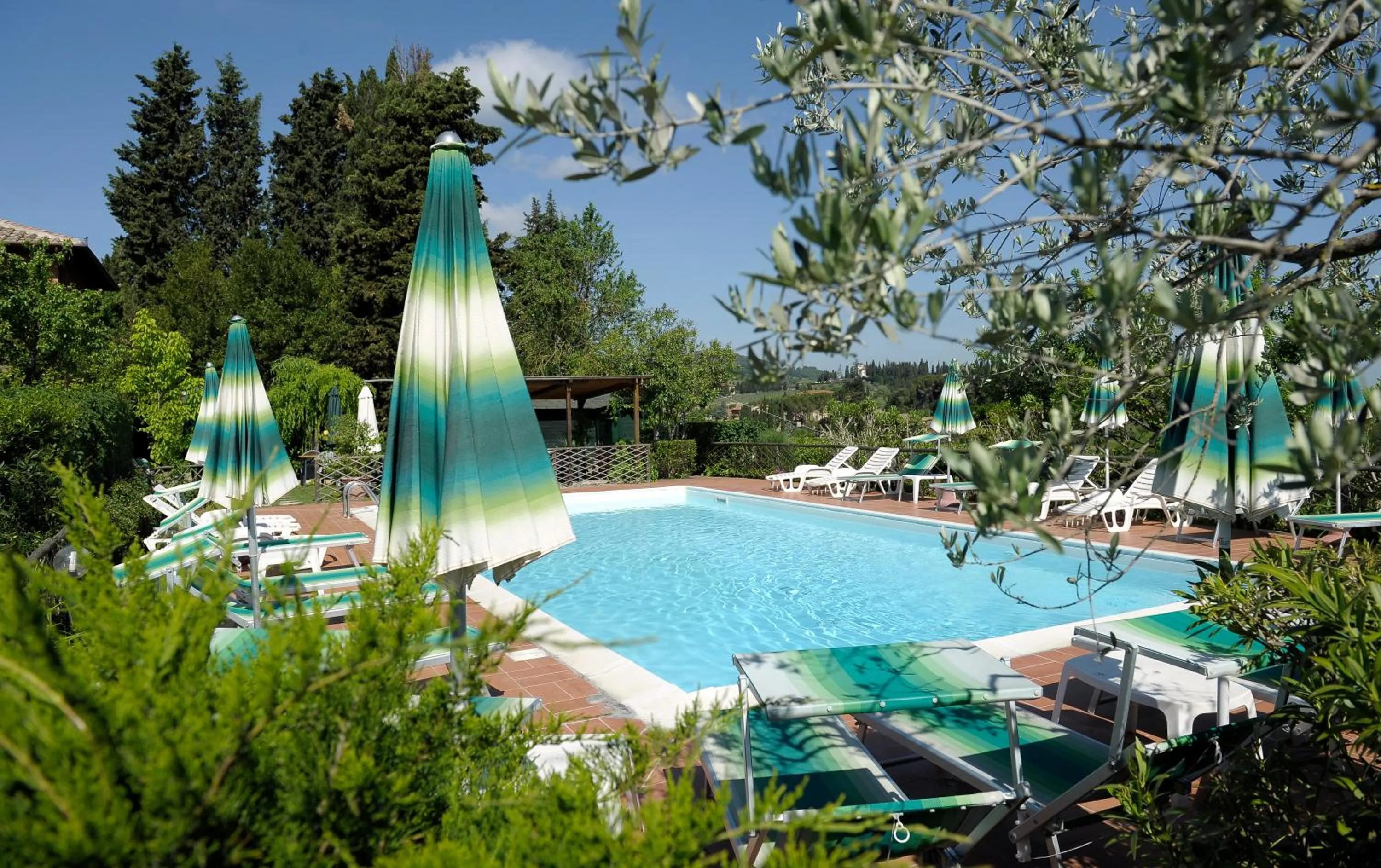 Swimming pool in Hotel Villa Belvedere