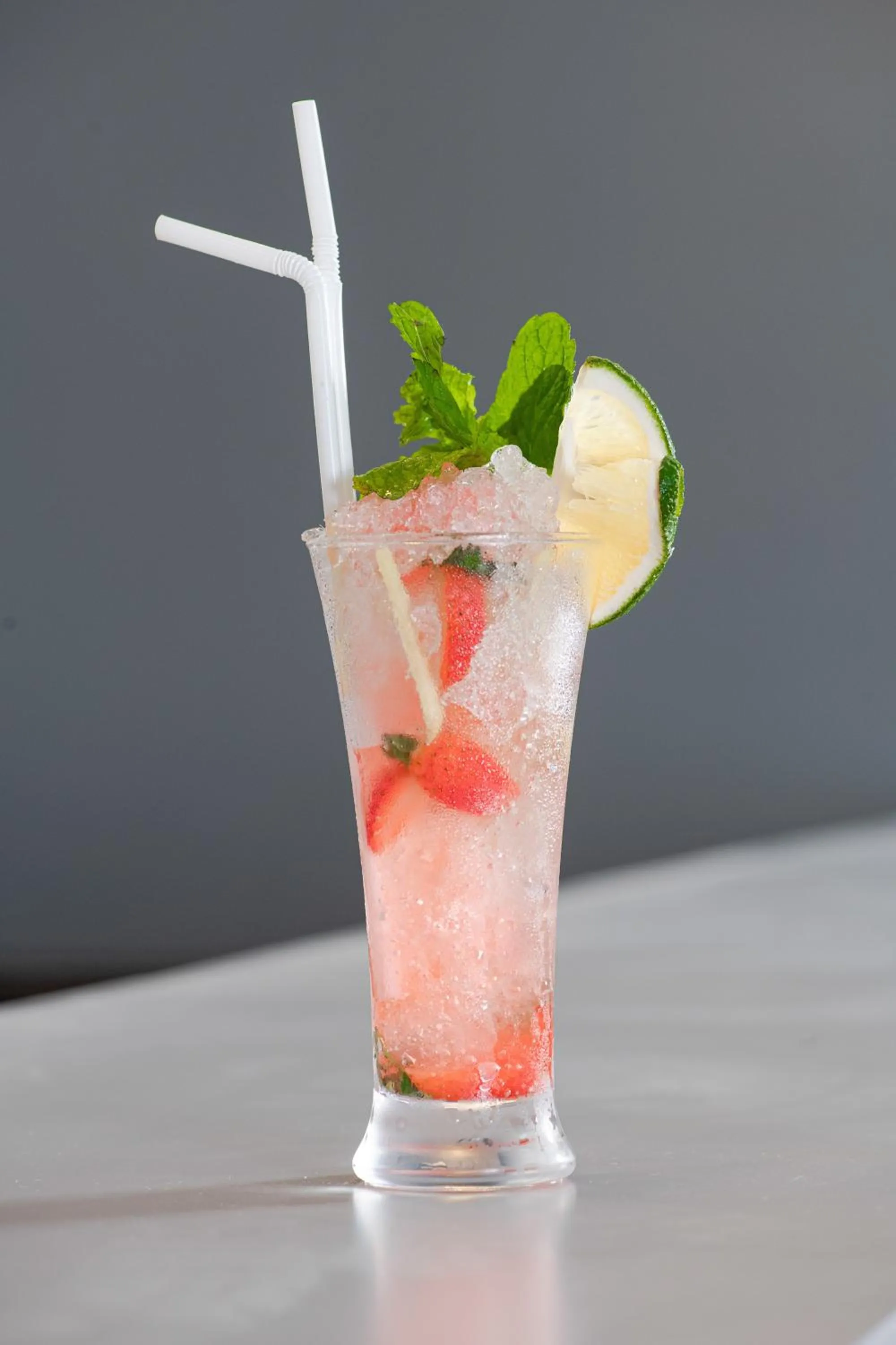 Food and drinks in Pearl Grand By Rathna