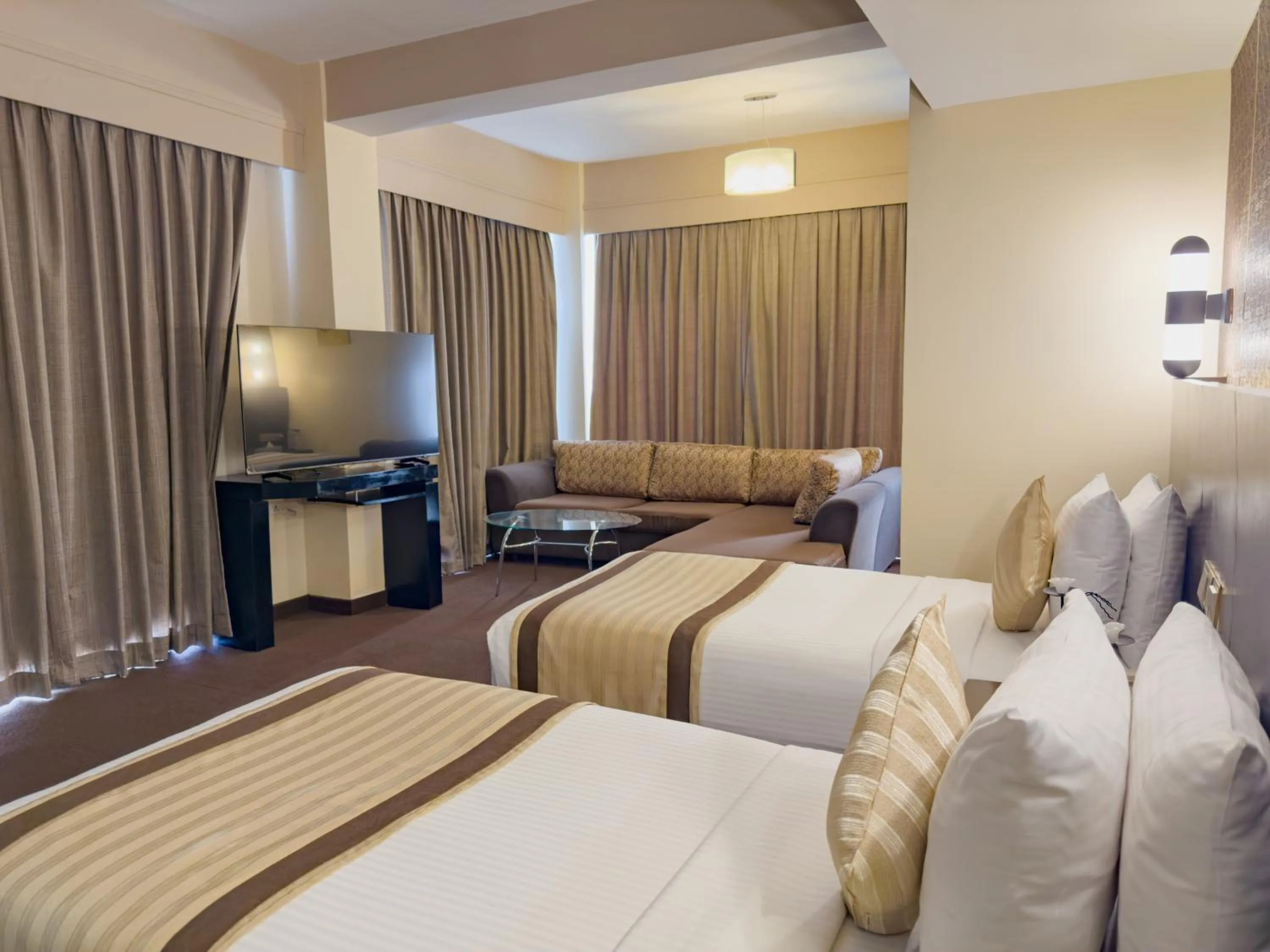 Bed in Pearl Grand By Rathna