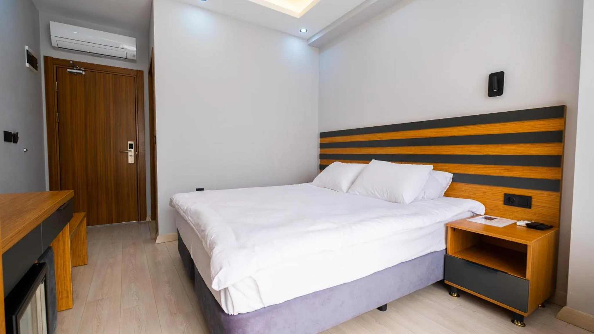 Photo of the whole room, Bed in B&B Cabana Life