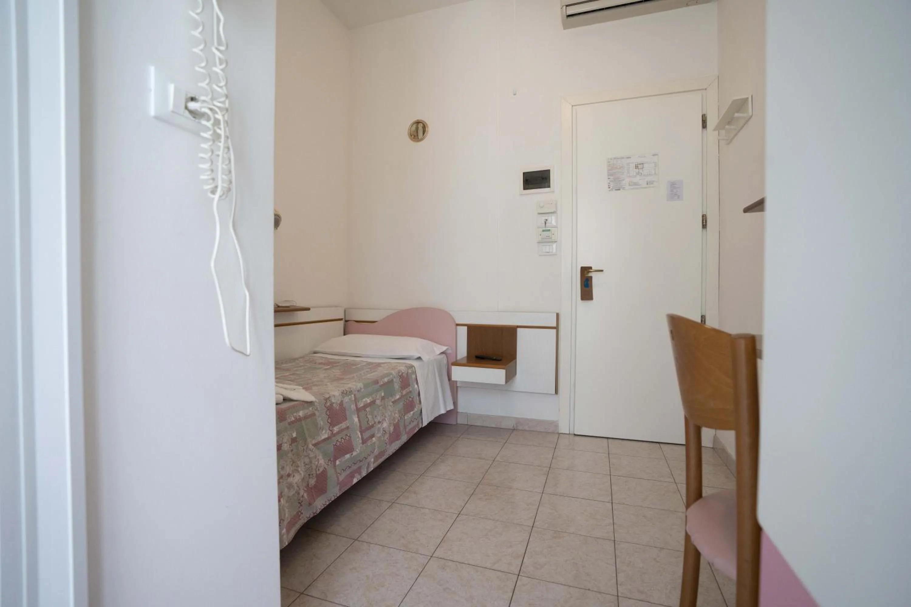 Bedroom, Bed in Hotel Odeon
