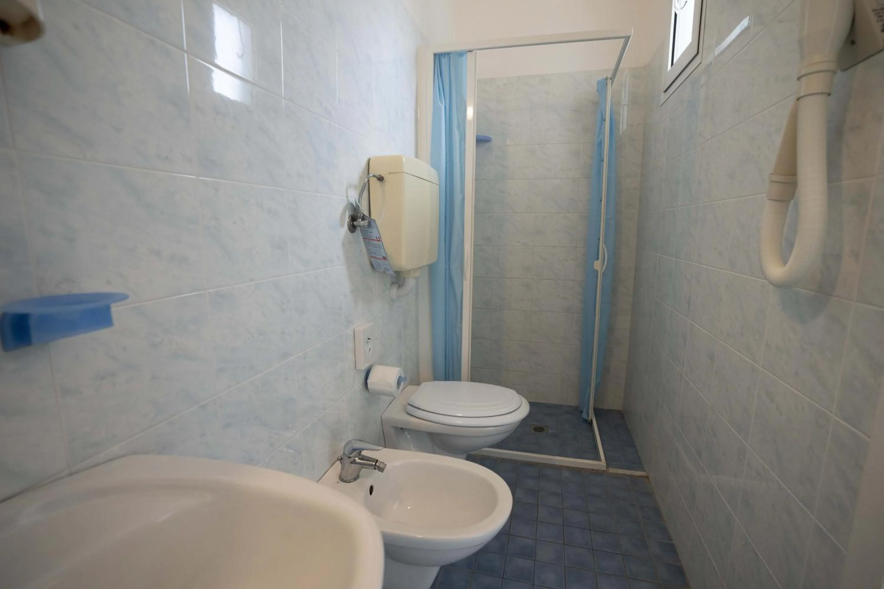 Bathroom in Hotel Odeon