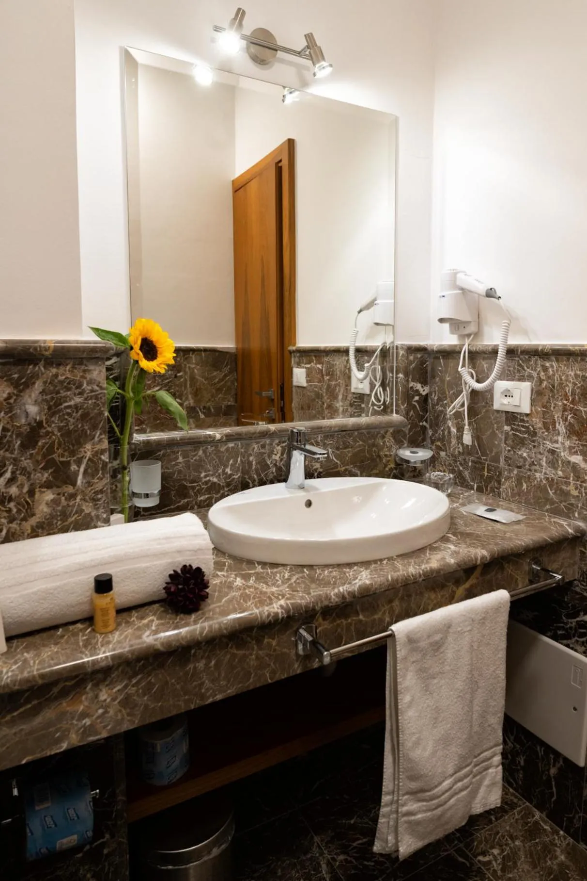 Bathroom in Taormina Park Hotel