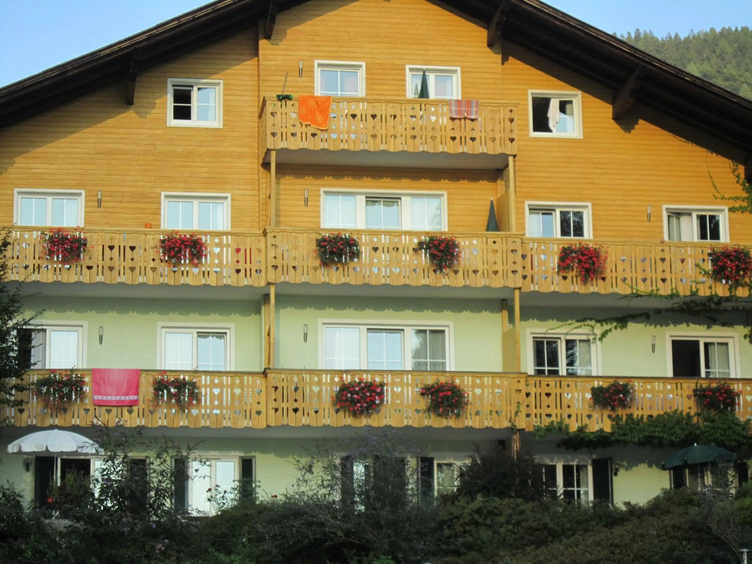 Facade/entrance in Seehaus Karantanien am Ossiacher See