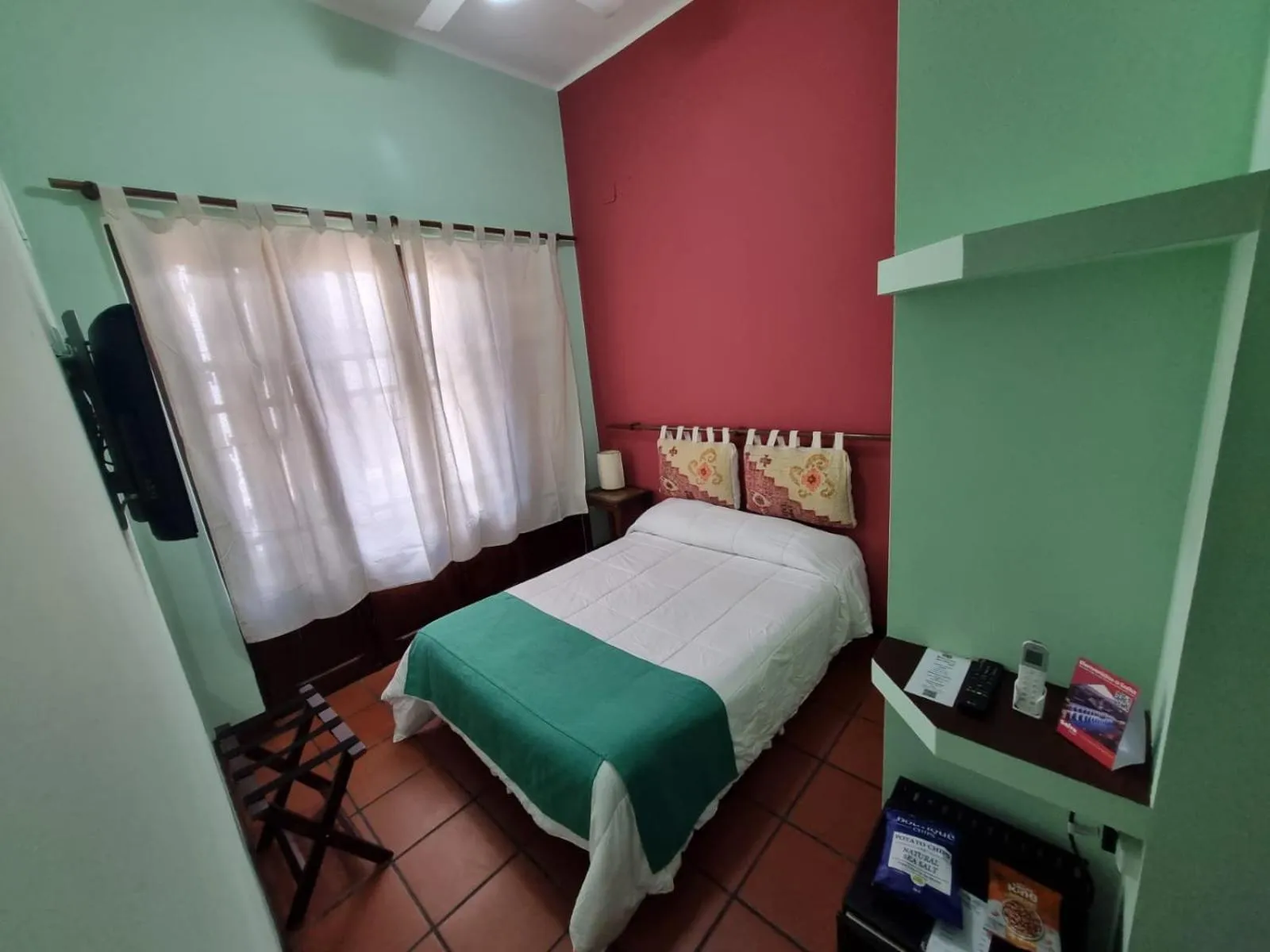 Bed in Refugio del Inca