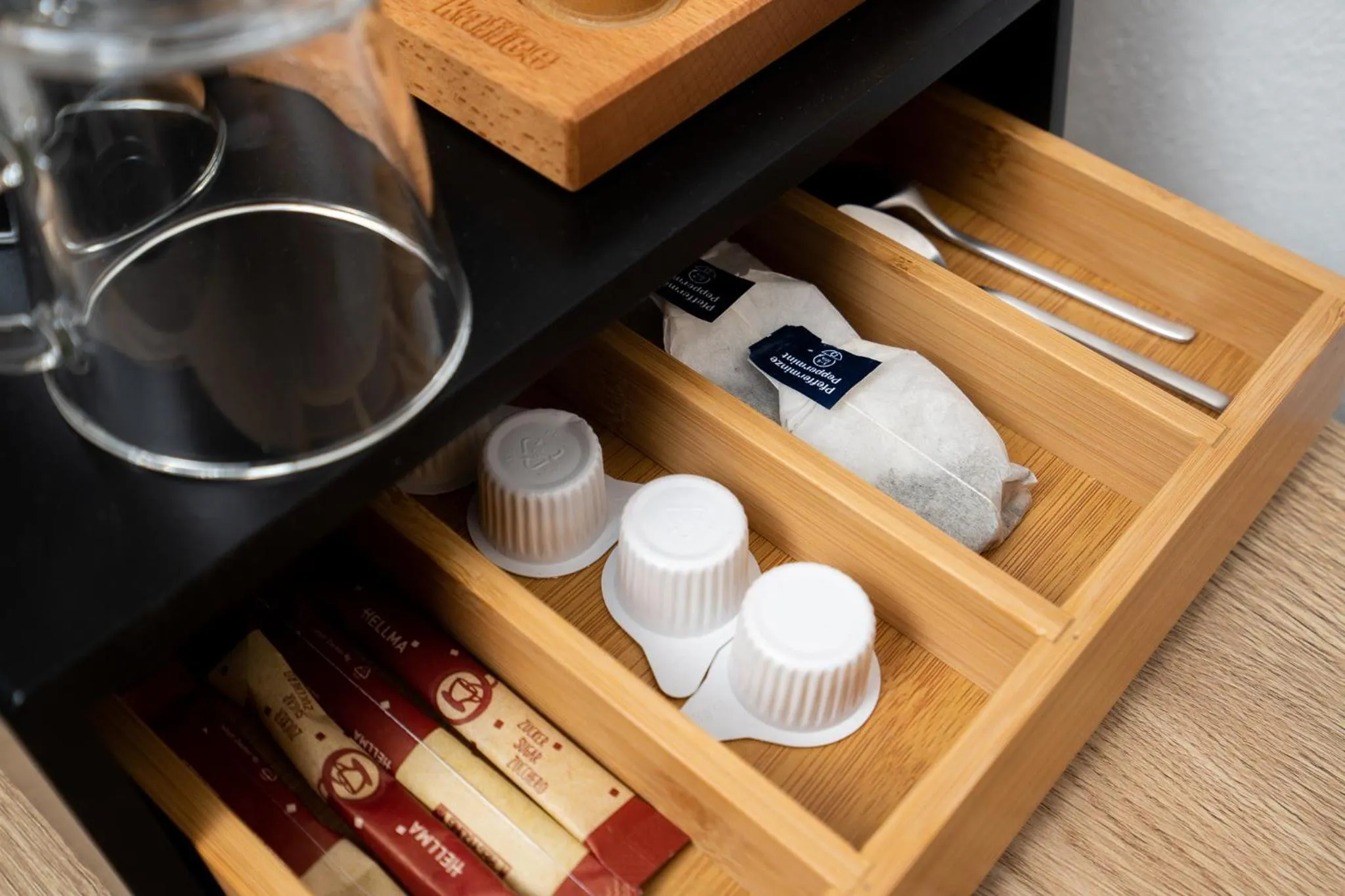 Coffee/tea facilities in Homaris Strandhaus Blankenese