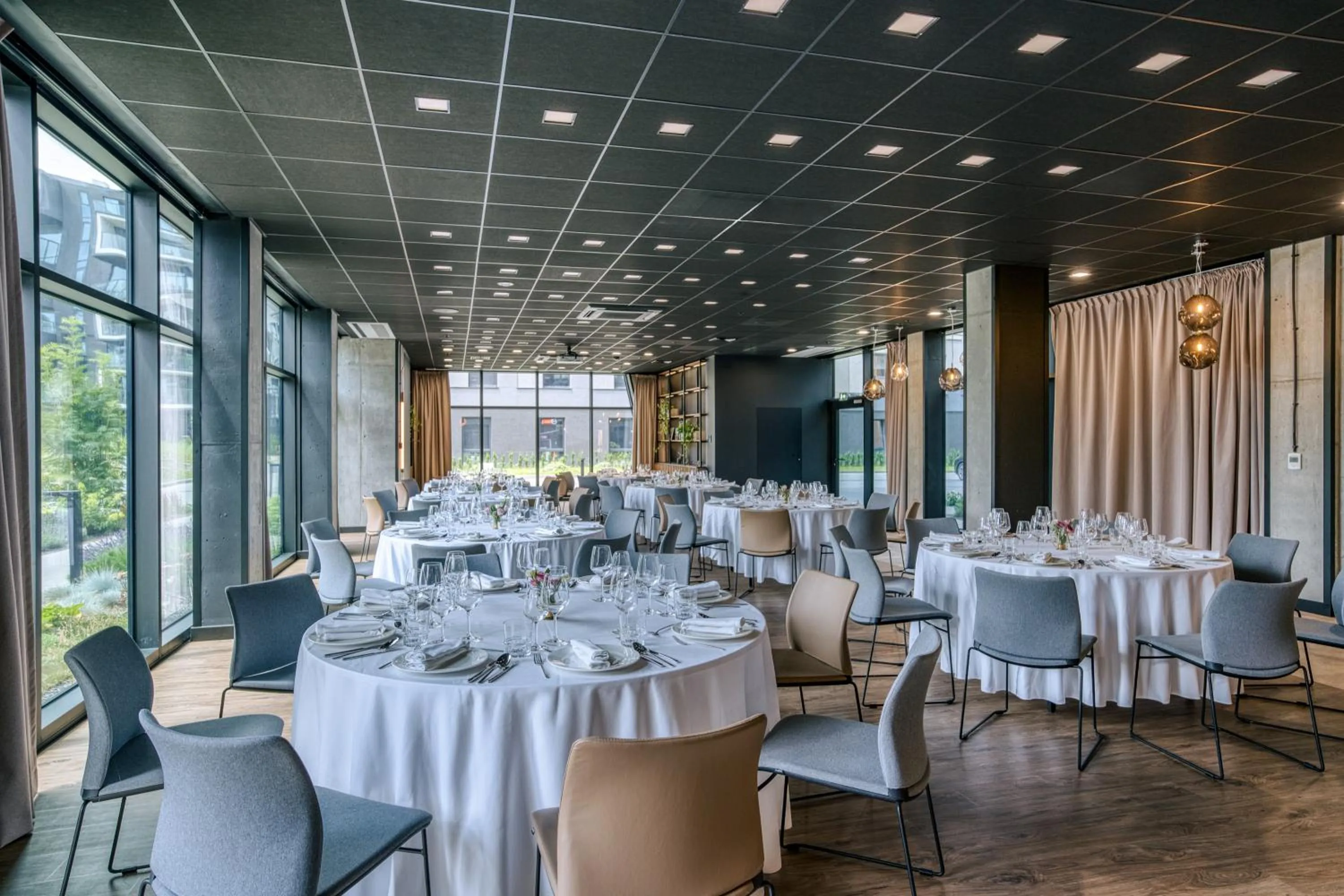 Restaurant/places to eat in Hyatt Place Krakow