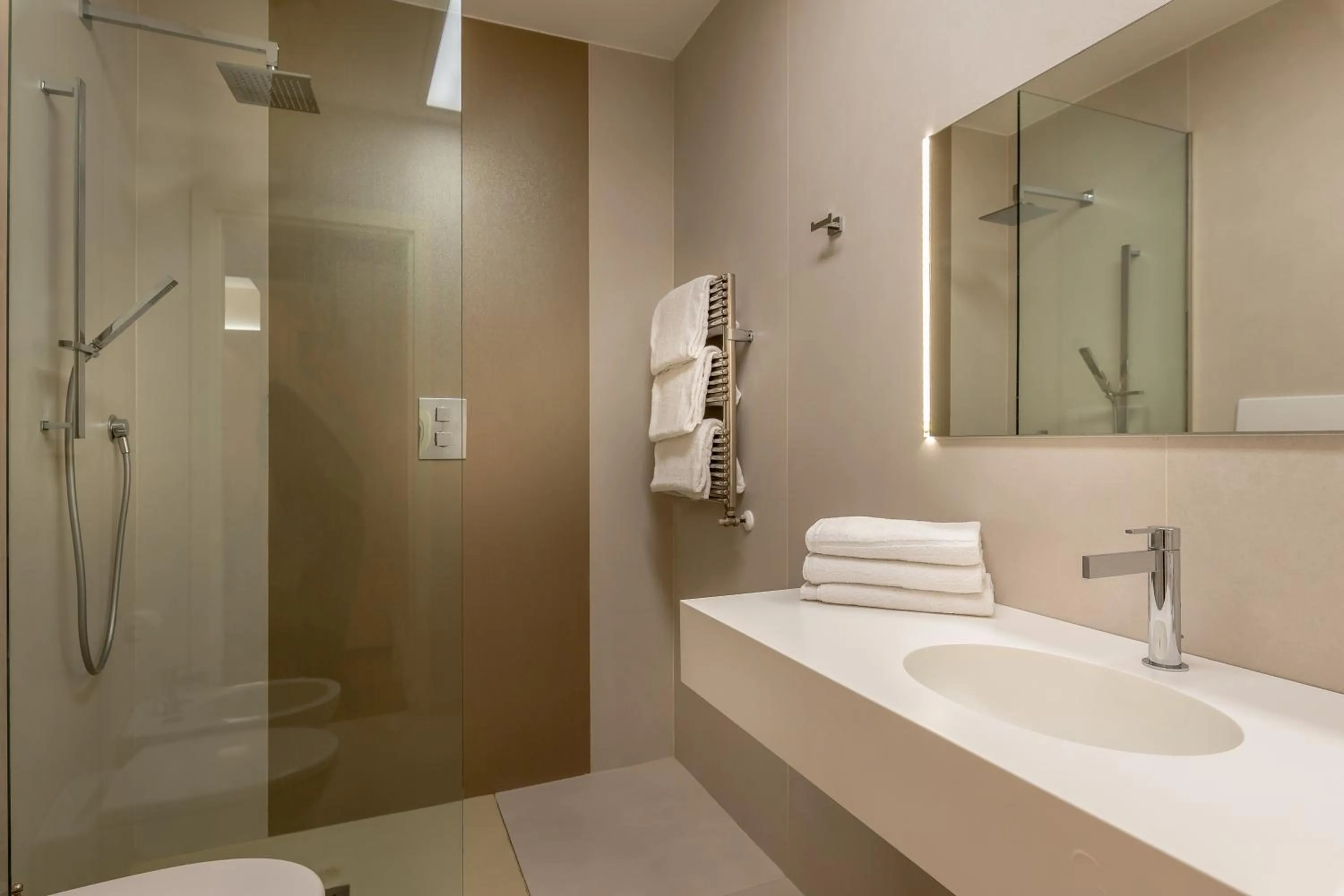 Bathroom in Hotel Polo