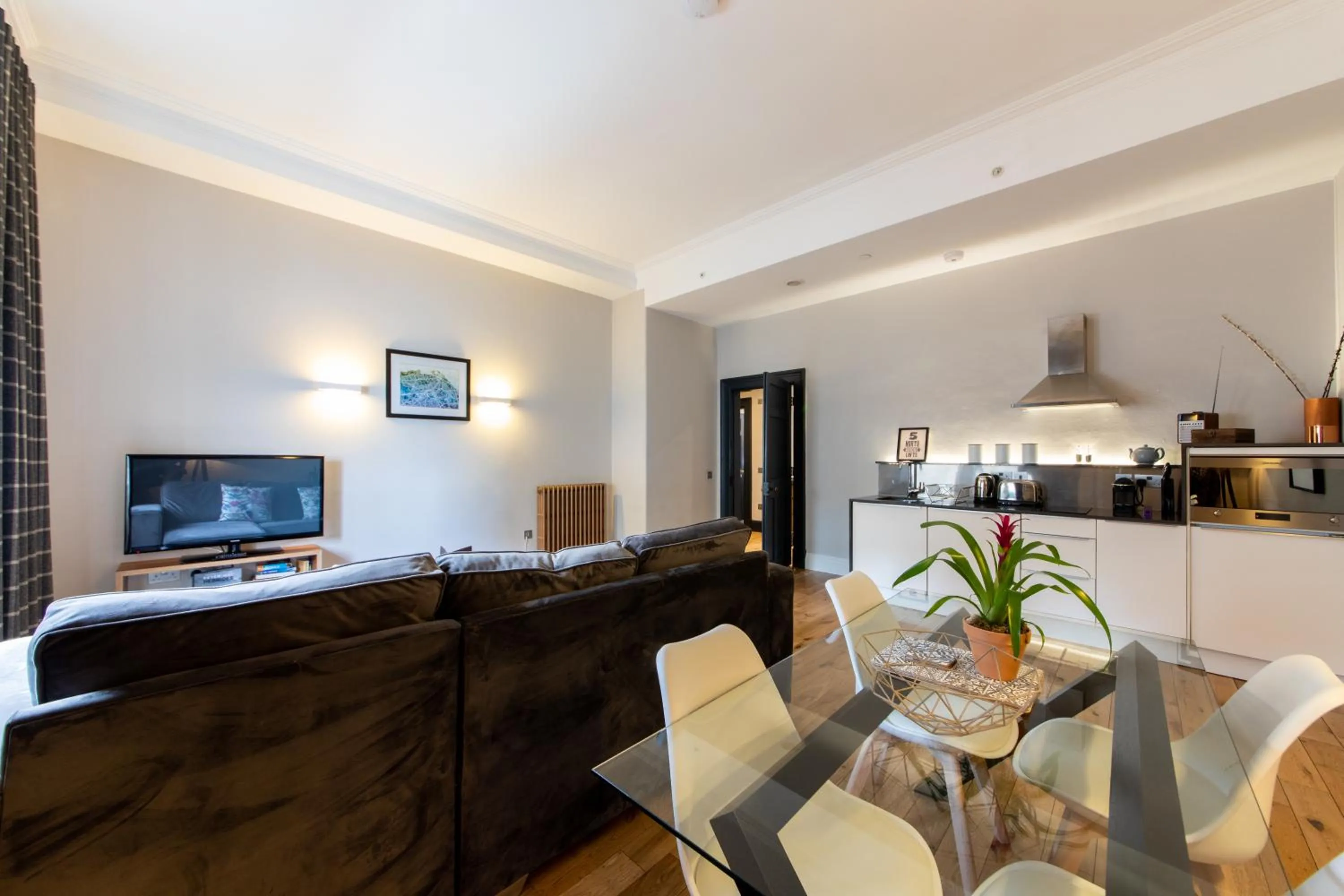 Living room in Linton Collection - 28 North Bridge