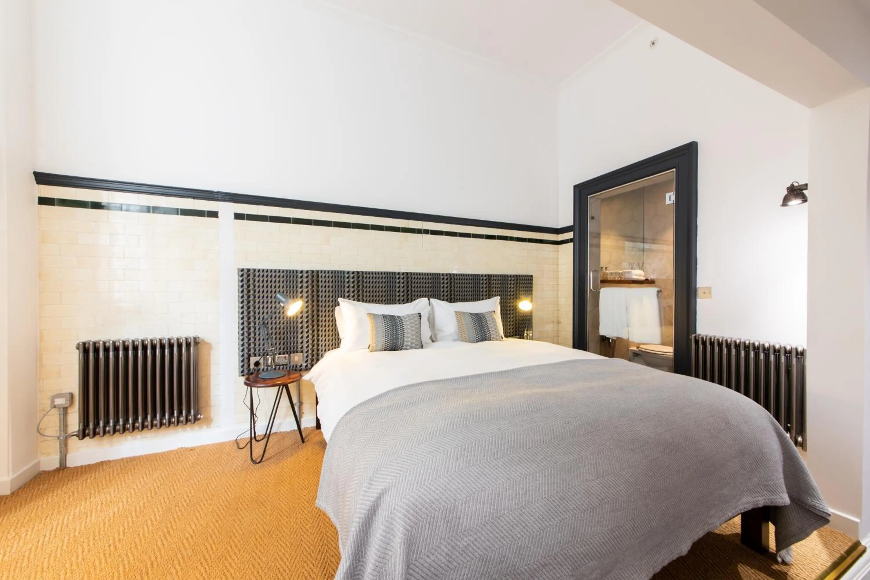 Bedroom, Bed in Linton Collection - 28 North Bridge