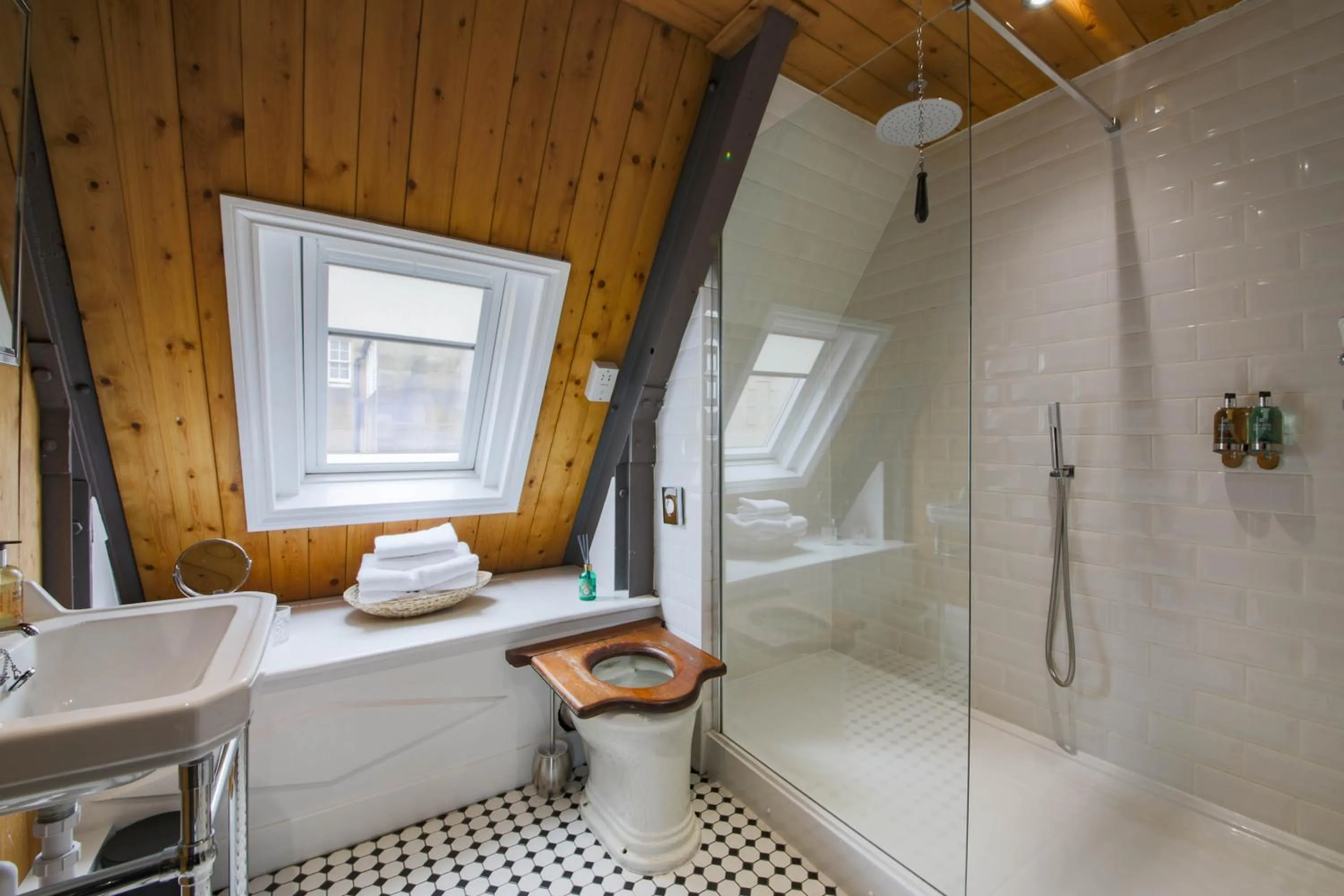 Bathroom in Linton Collection - 28 North Bridge