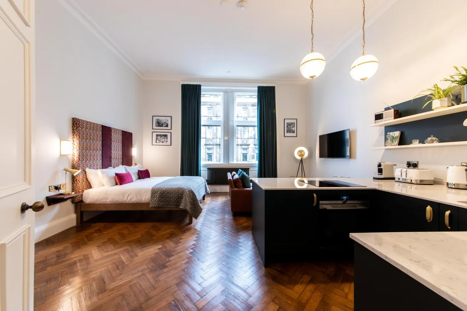 Photo of the whole room, Bed in Linton Collection - 28 North Bridge