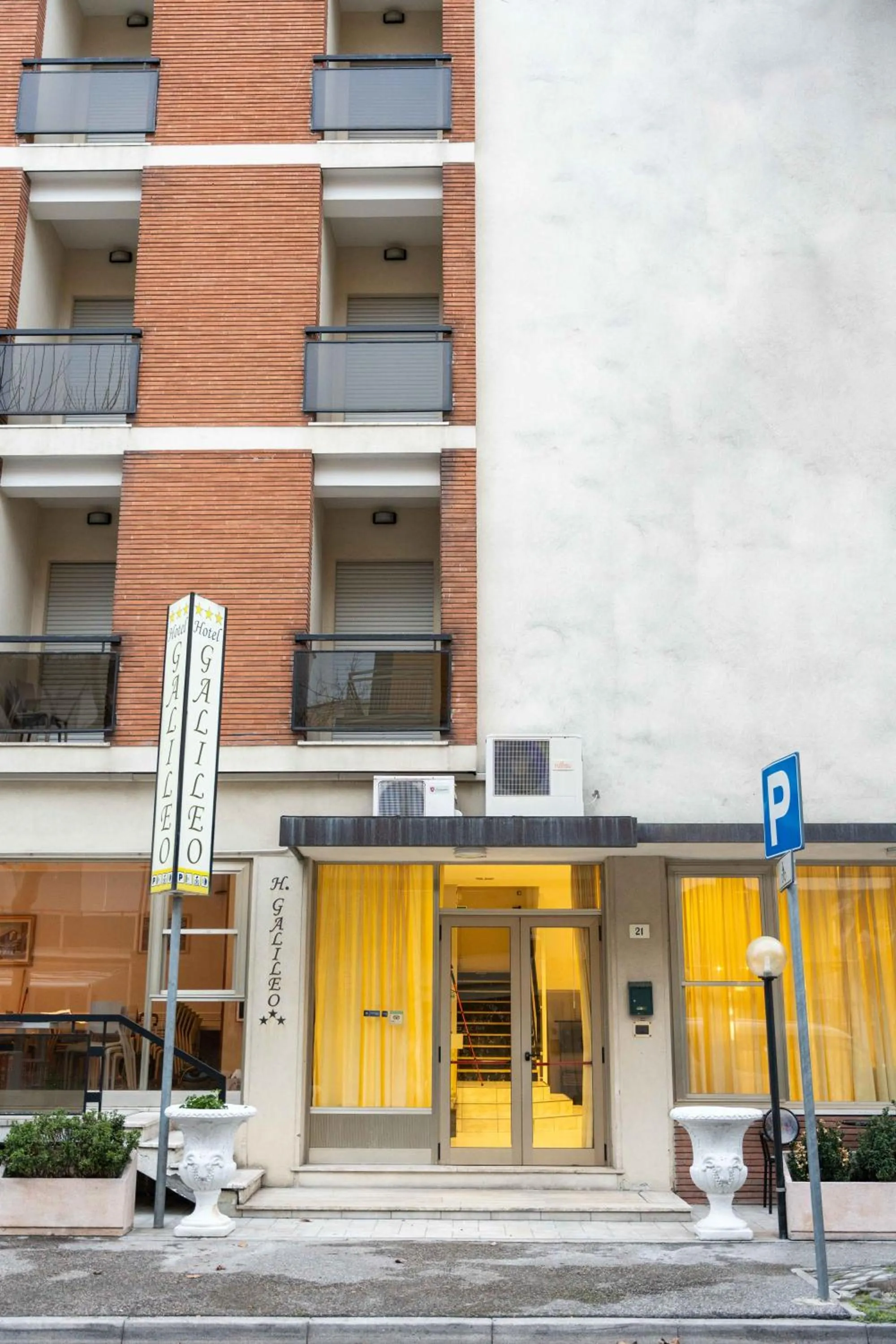 Property building in Hotel Galileo