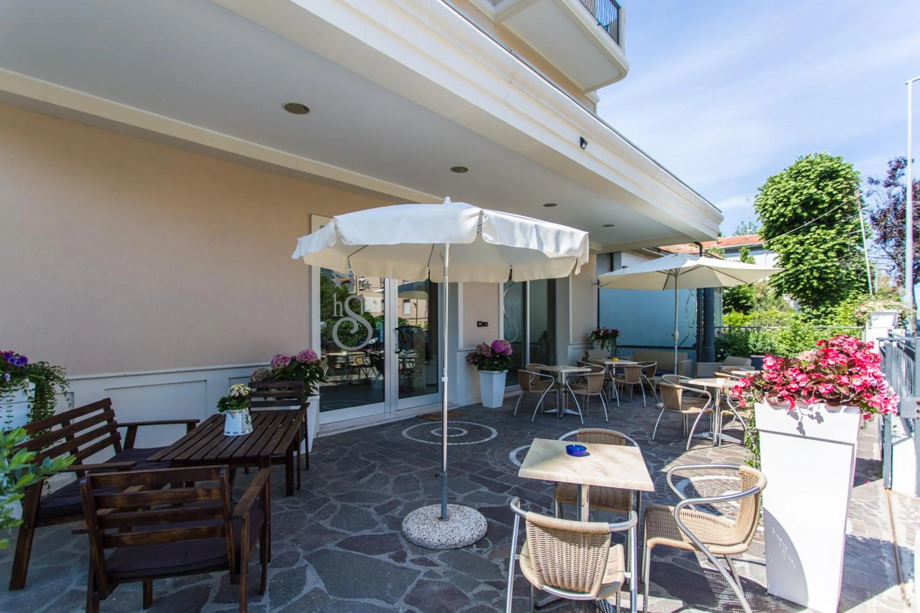 Patio in Hotel Savana