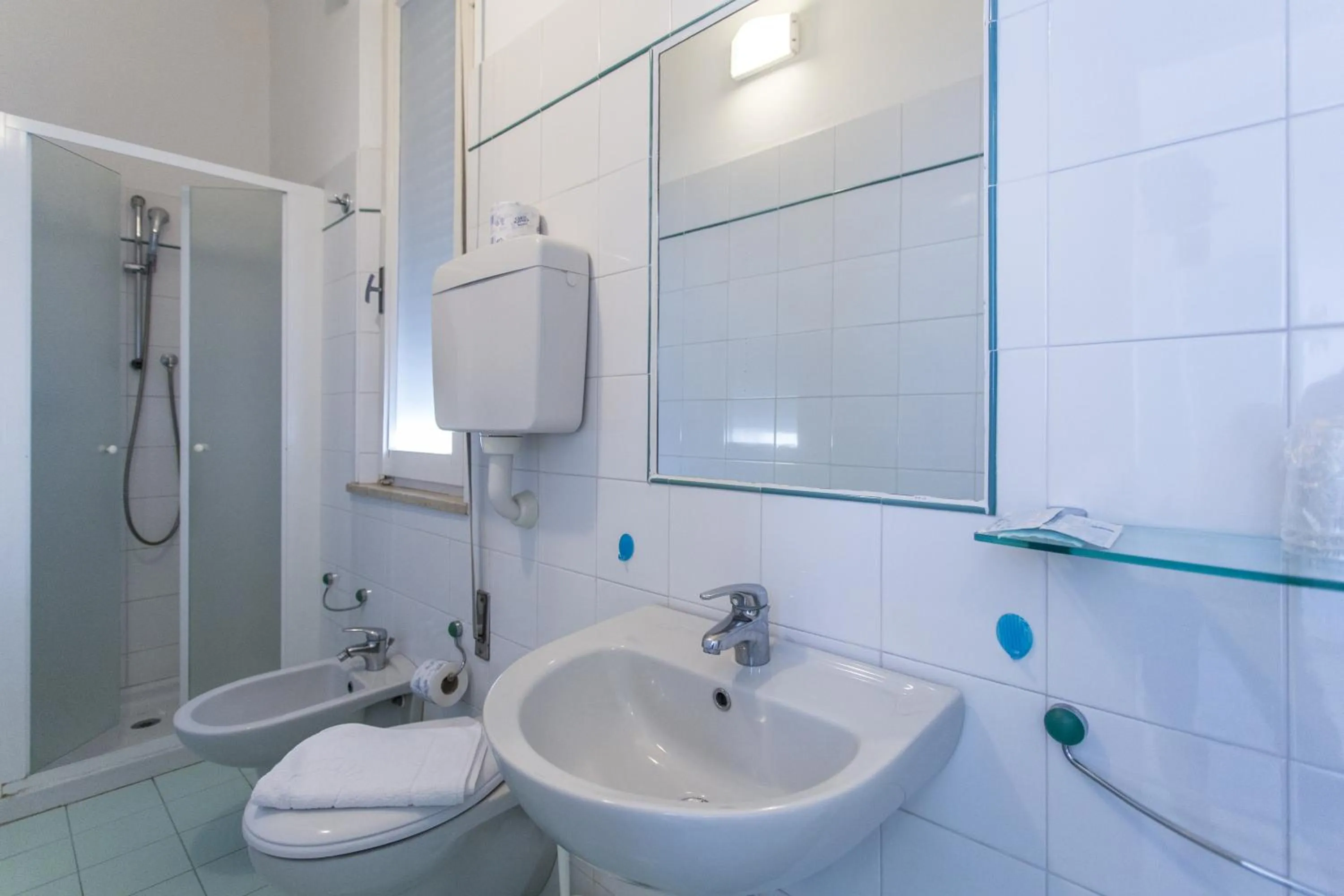 Shower in Hotel Savana