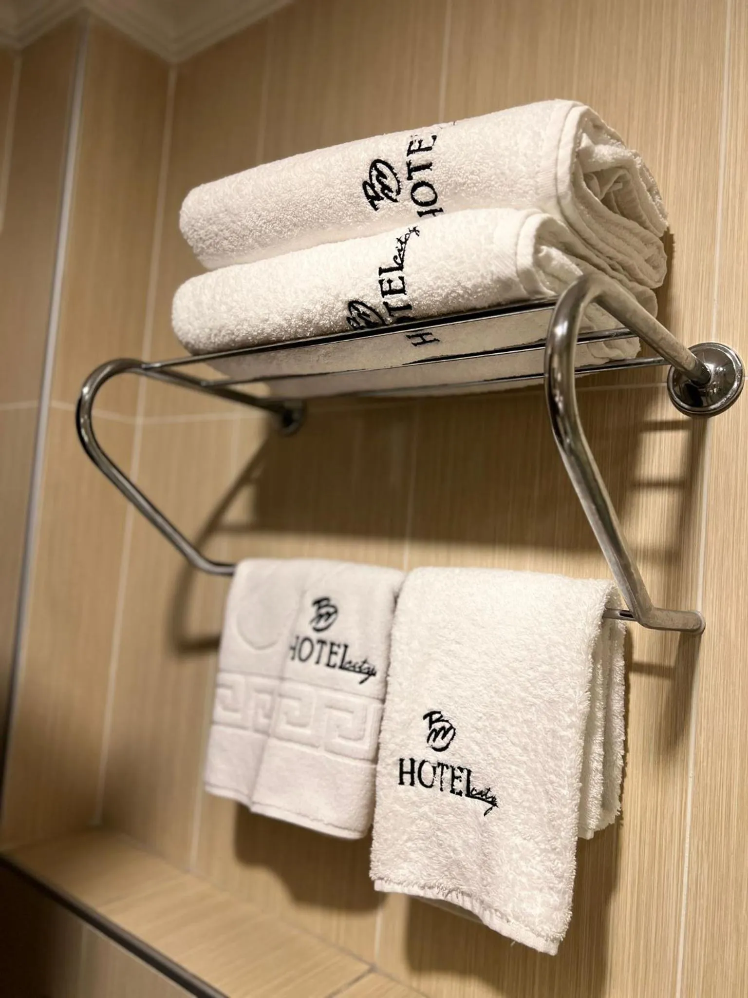 towels in Amisos Hotel